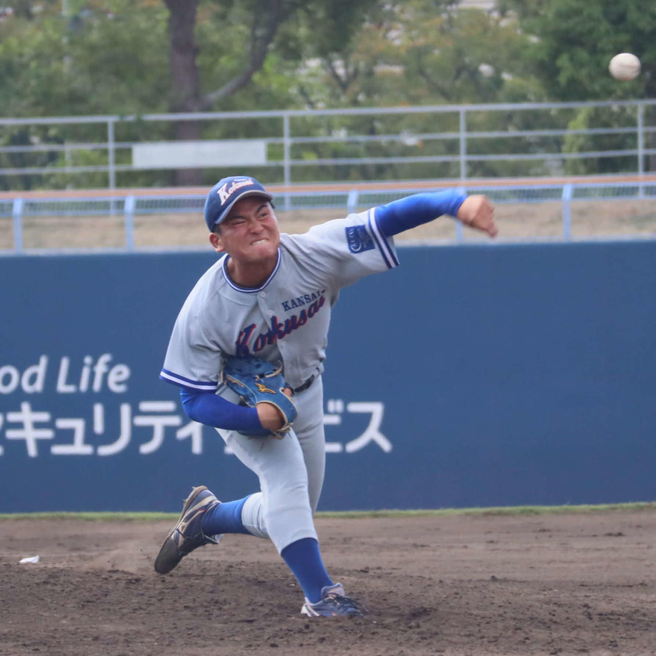 阪神大学野球連盟秋季リーグ戦　天理大対関西国際大　天理大戦に先発した関西国際大の不後祐将投手（撮影・村松万里子）