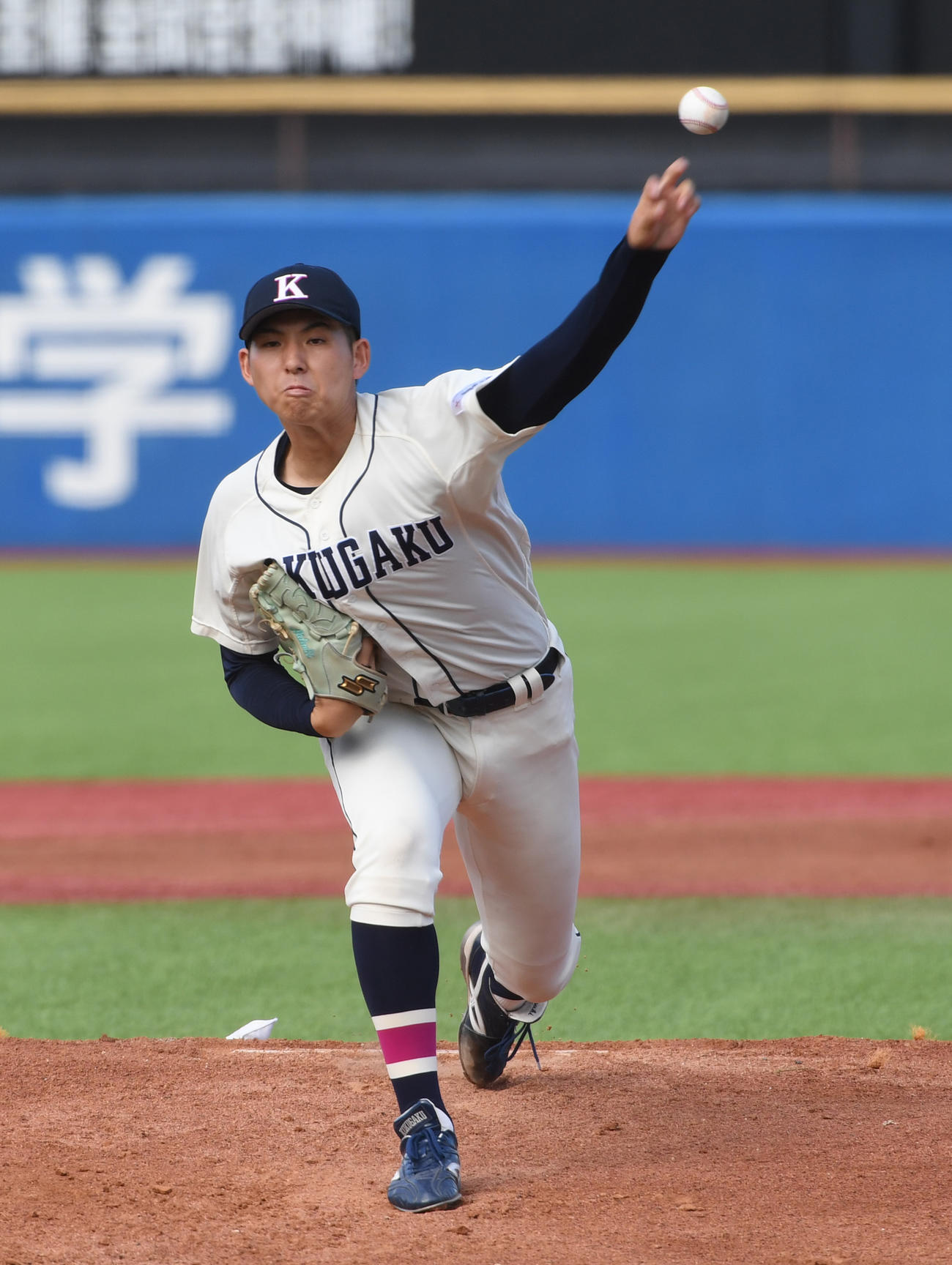 国学院大対中大　先発した国学院大・武内（撮影・柴田隆二）