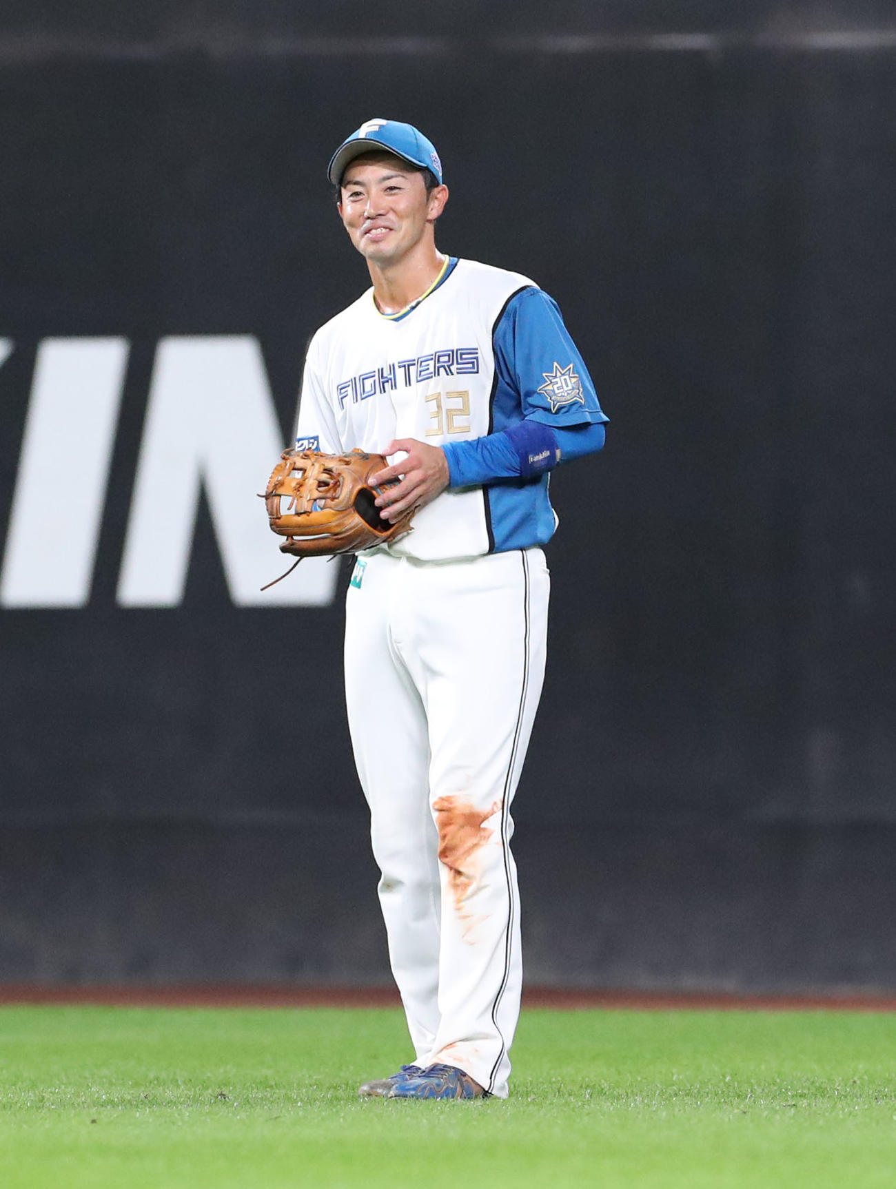 日本ハム対ロッテ　5回表、右翼の守備につく谷内（撮影・佐藤翔太）