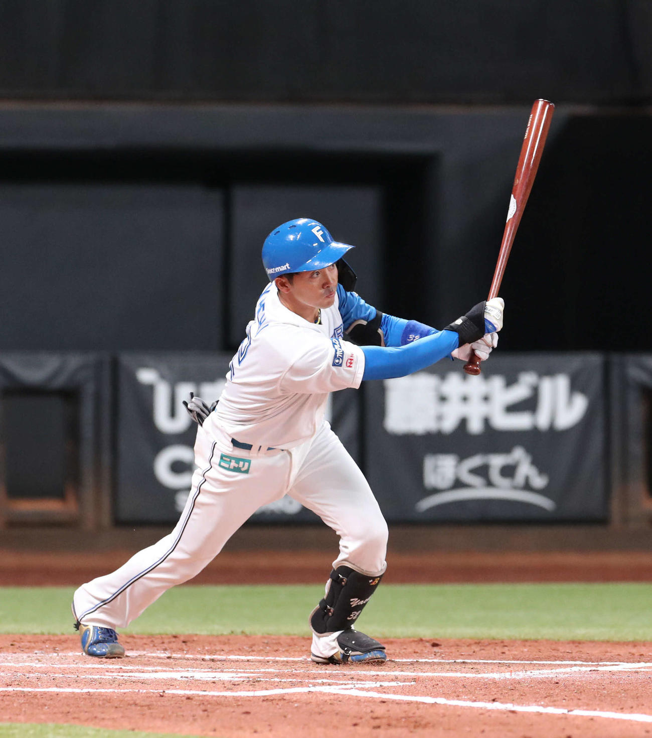 日本ハム対ロッテ　2回裏日本ハム2死三塁、谷内は中前適時打を放つ（撮影・佐藤翔太）