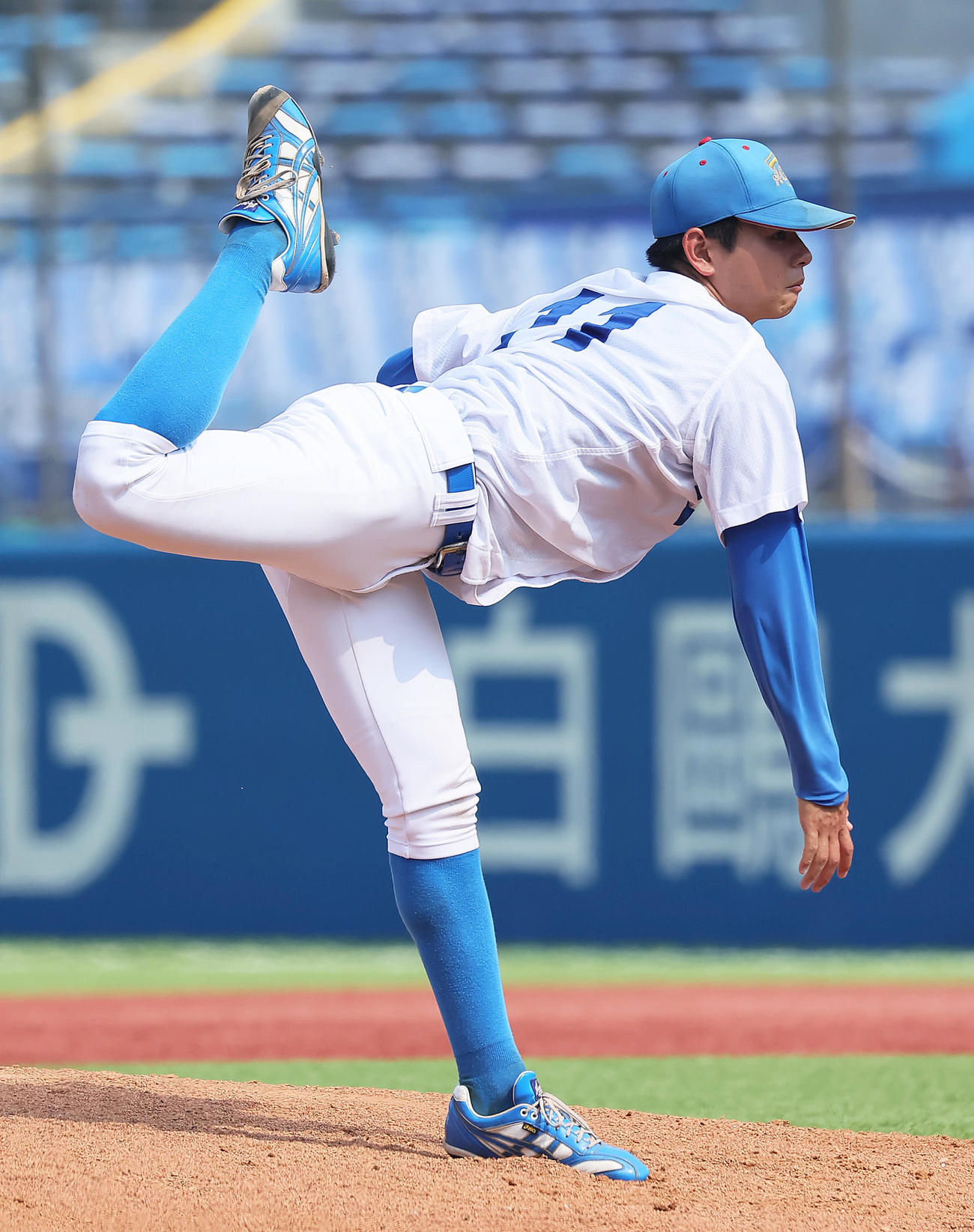 東洋大対青学大　青学大先発の下村（撮影・足立雅史）