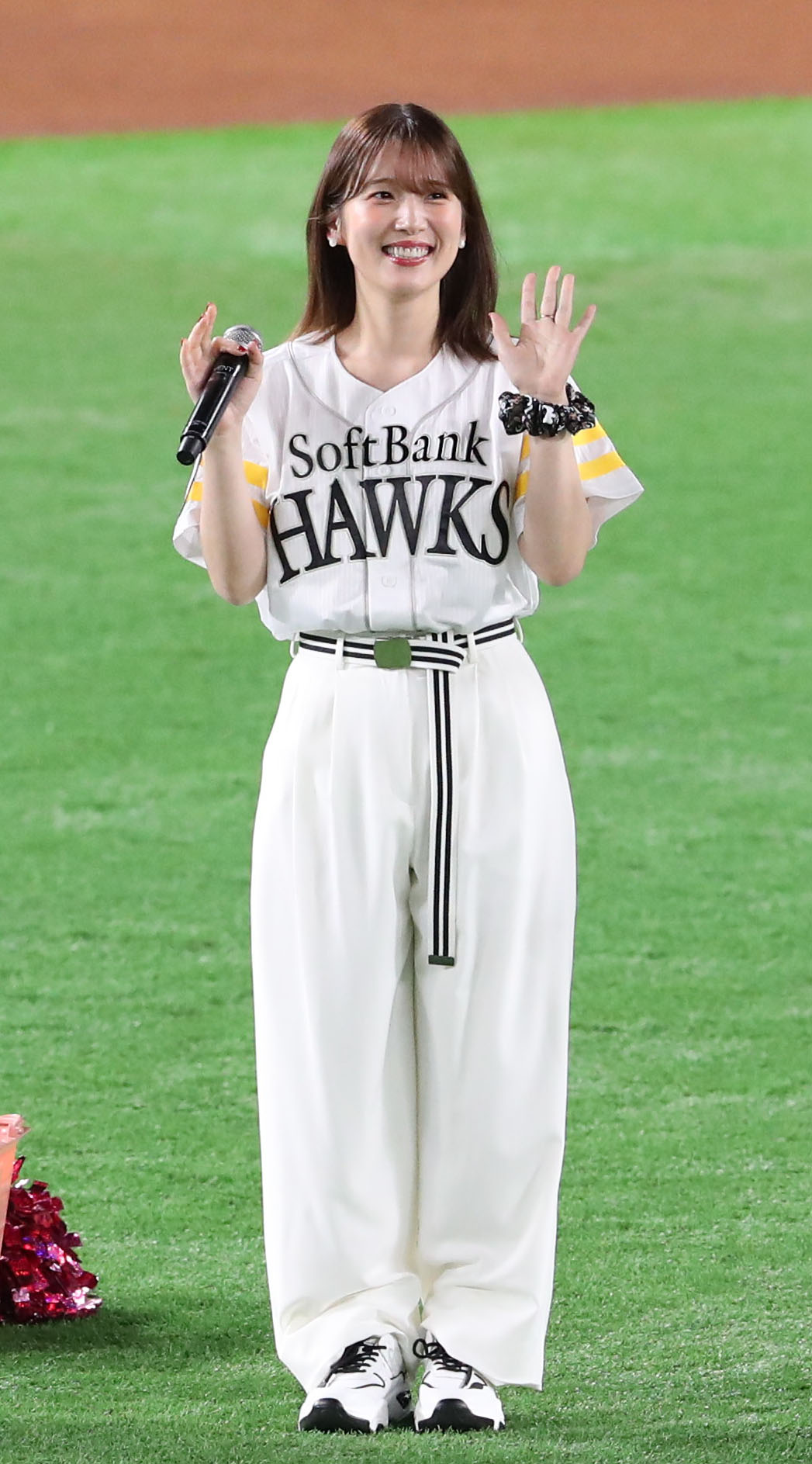 ソフトバンク対日本ハム　内田真礼（撮影・梅根麻紀）