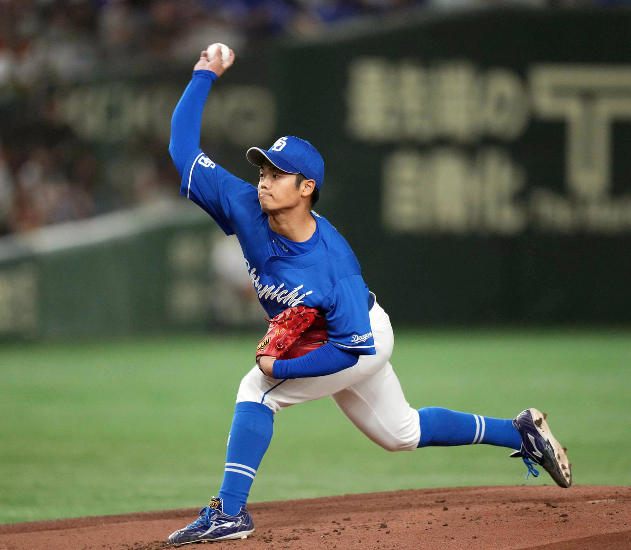 巨人対中日　中日先発の根尾（撮影・狩俣裕三）