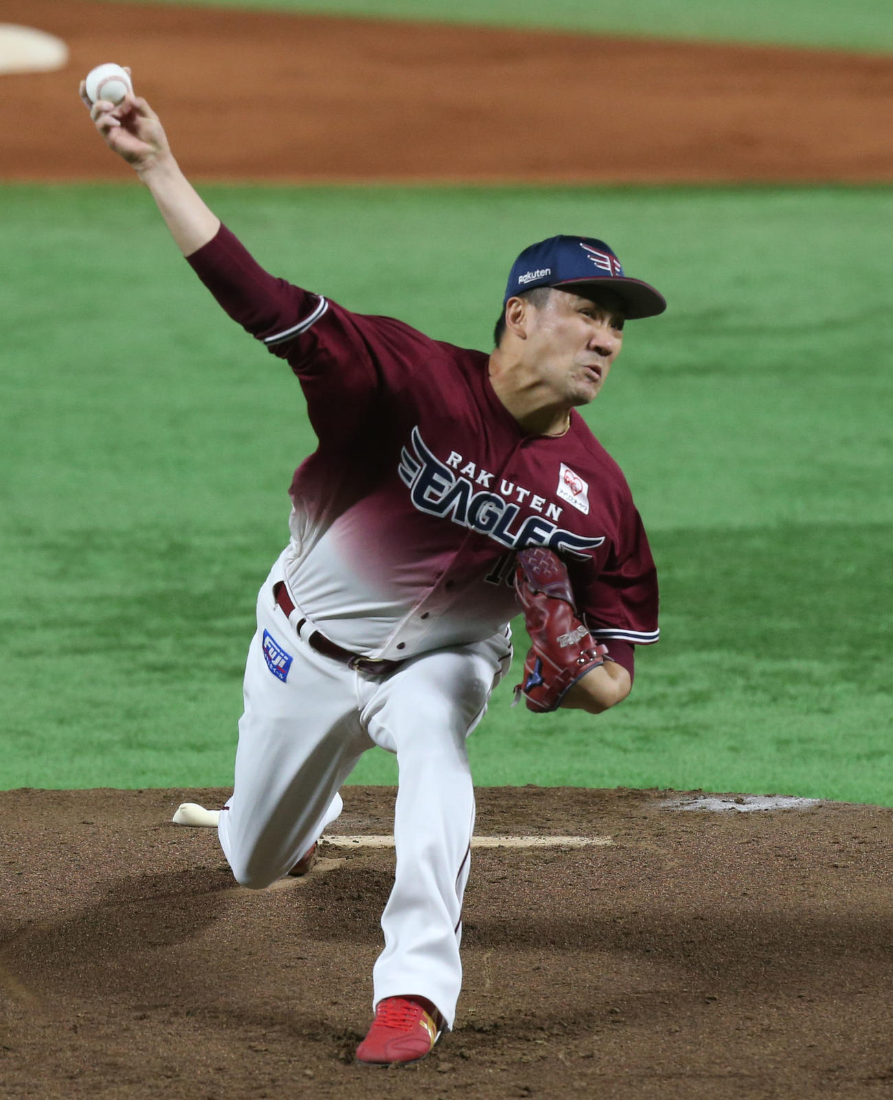 ソフトバンク対楽天　力投する楽天先発の田中将（撮影・冨田成美）