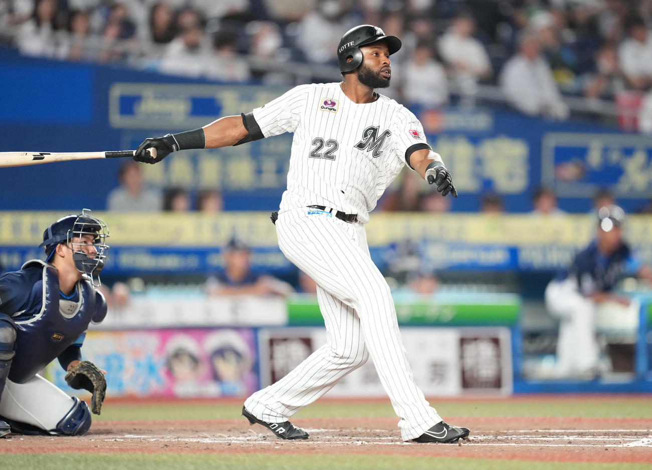 ロッテ対西武　3回裏ロッテ2死、右越えソロ本塁打を放つポランコ（撮影・鈴木みどり）