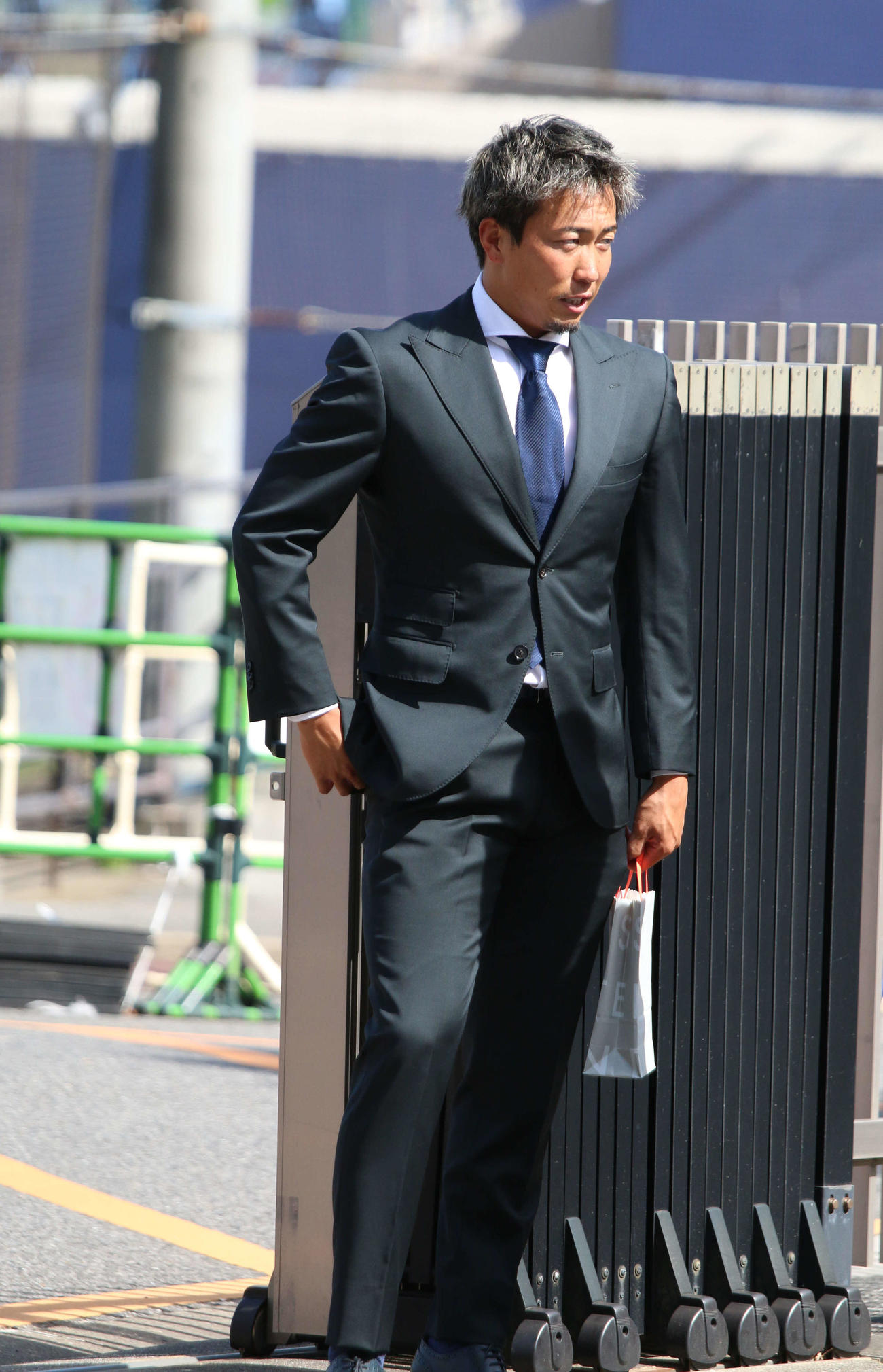 千葉・鎌ケ谷の2軍施設で戦力外通告を受けた日本ハム井口