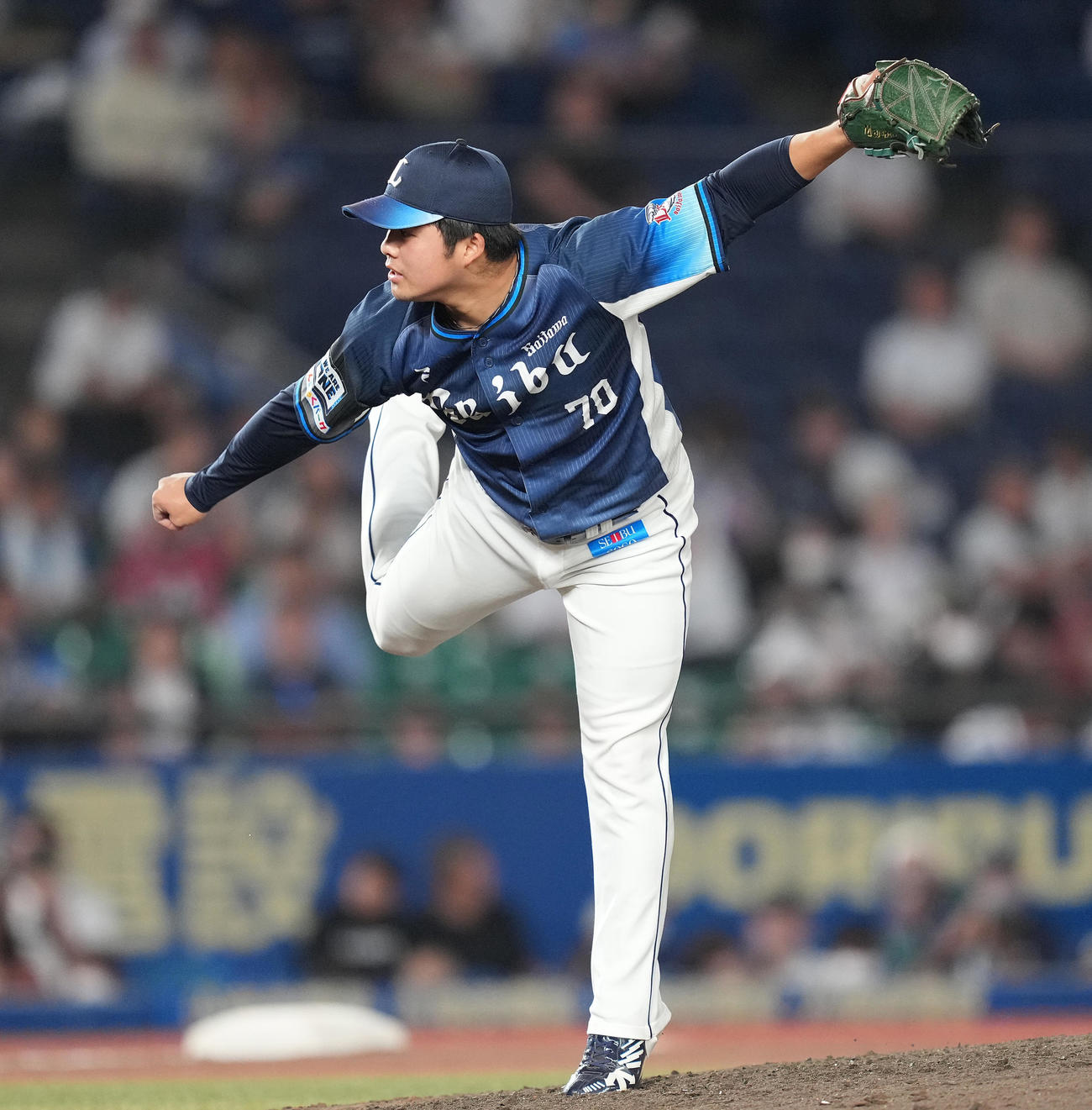 ロッテ対西武　9回裏から3番手で登板した西武豆田（撮影・鈴木みどり）