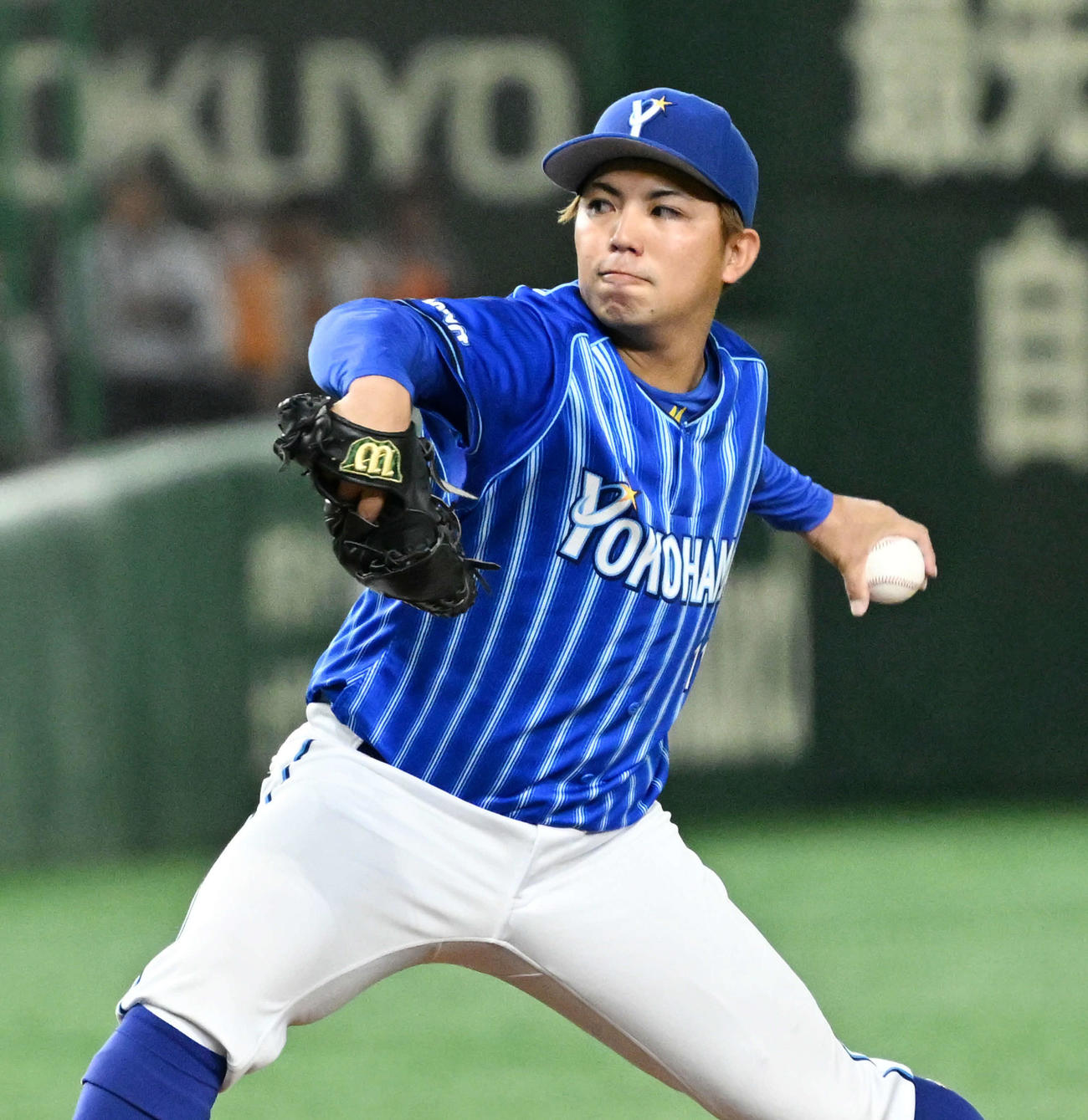 巨人対DeNA DeNA先発の東（撮影・滝沢徹郎）