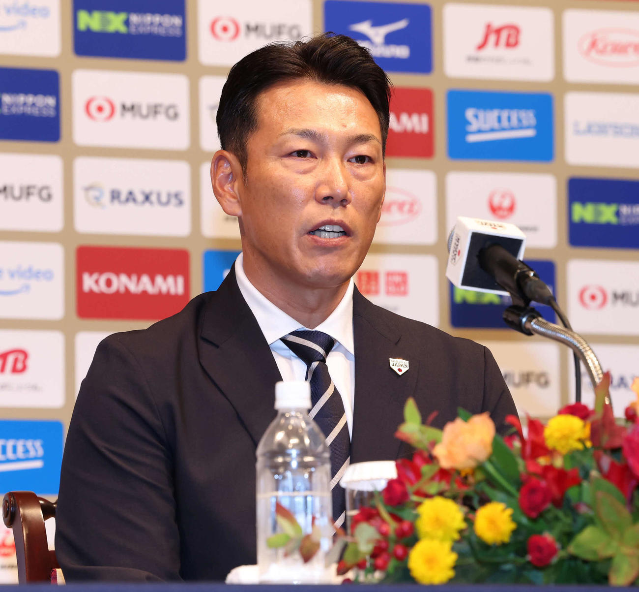 侍ジャパンの監督に就任した井端監督（撮影・丹羽敏通）