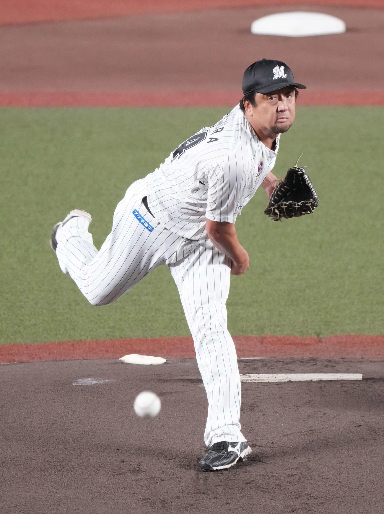 ロッテ対オリックス　ロッテ先発の沢村（撮影・小沢裕）