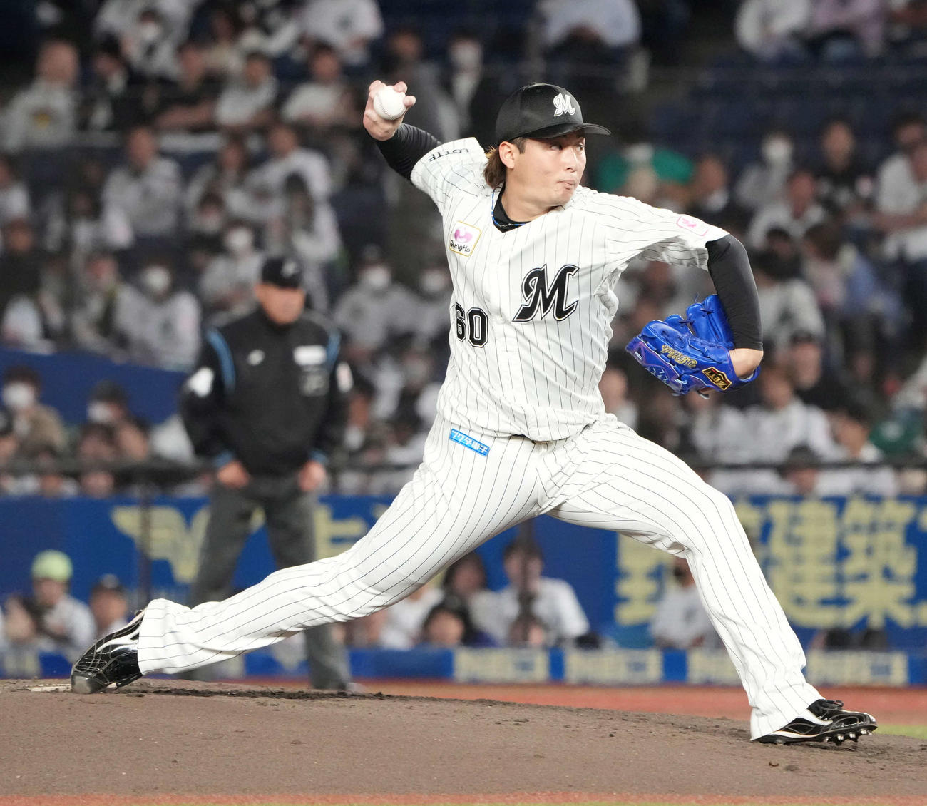 ロッテ対オリックス　ロッテ2番手で登板した横山（撮影・小沢裕）