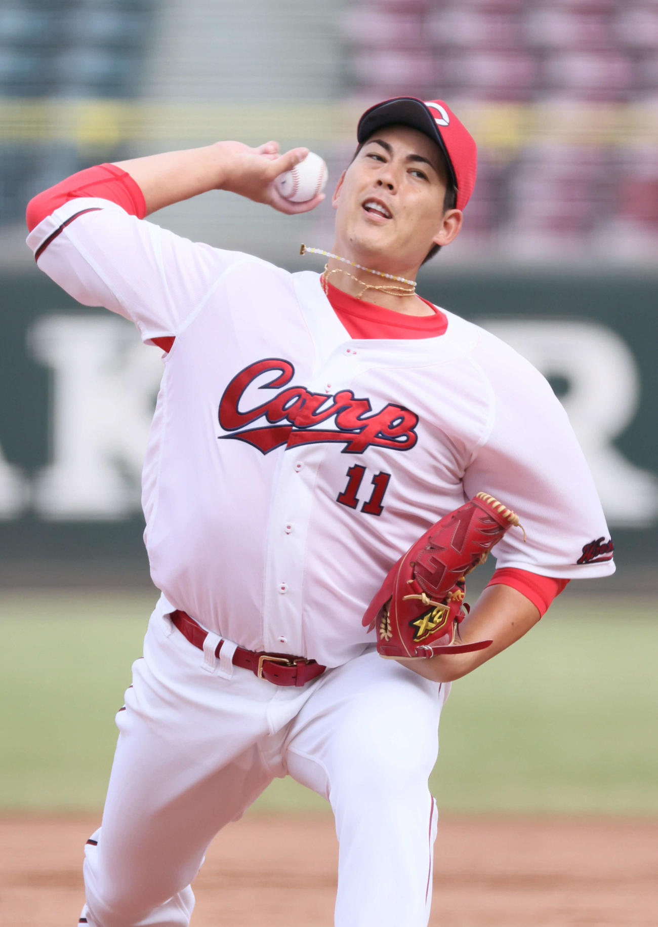 7日のJFE西日本との練習試合で、3番手で登板した広島九里（撮影・加藤孝規）