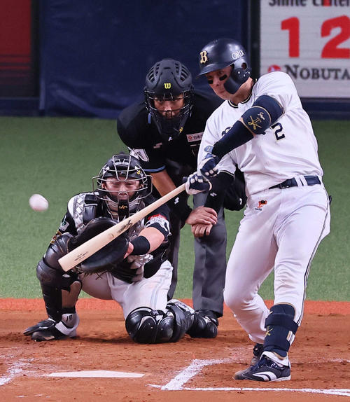 動画】オリックス若月健矢、京セラドームの逆方向へソロホームラン