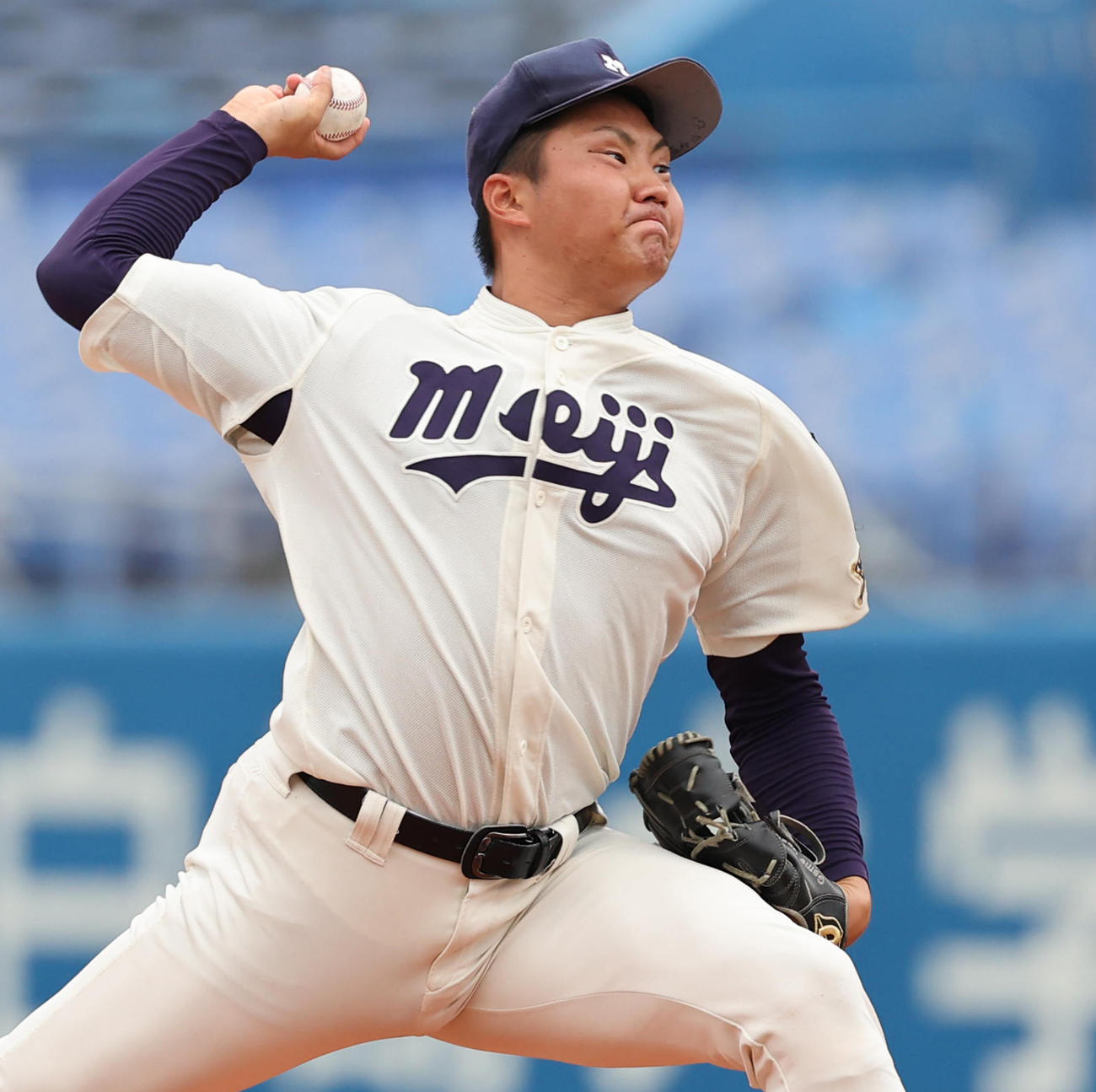 力投する明大・村田（9月9日撮影・野上伸悟）