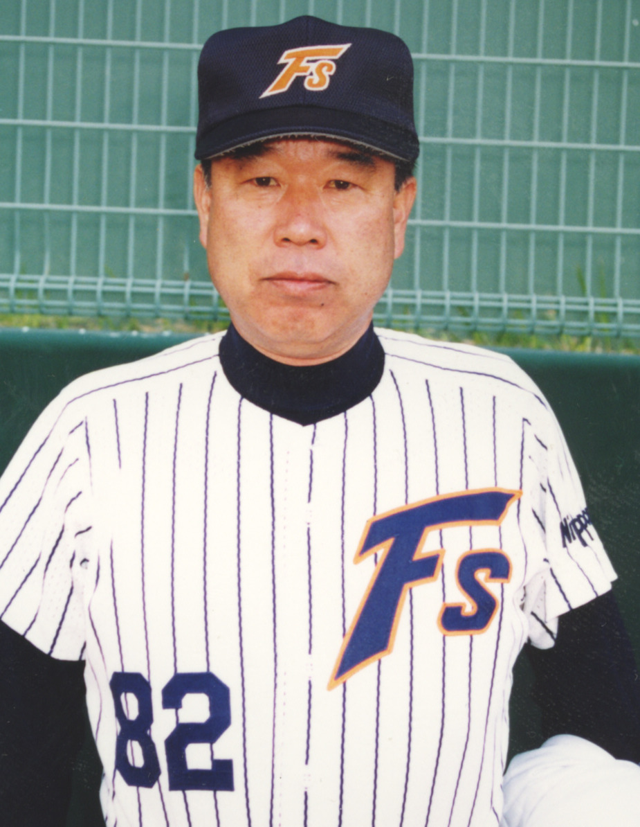 日本ハムでコーチを務めた住友平氏（1999年撮影）
