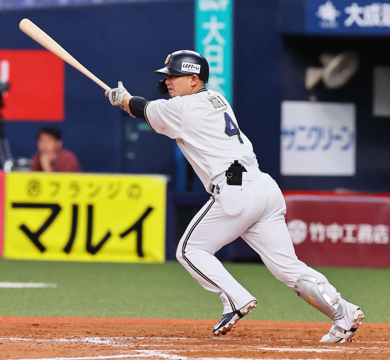 紅白戦で左前適時打を放つ森（撮影・上田博志）