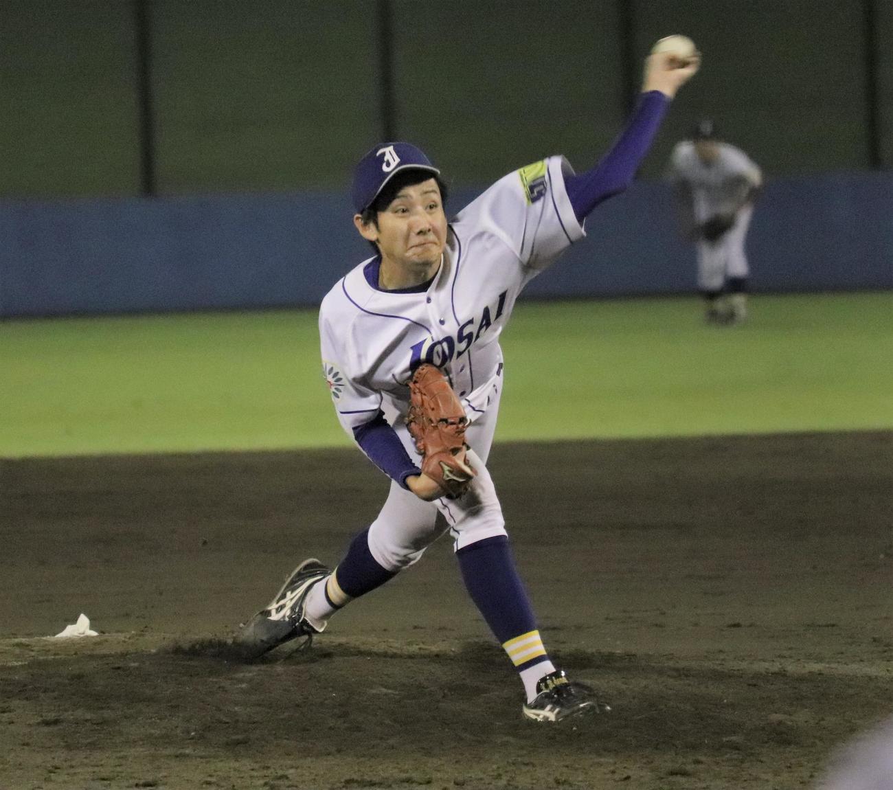 東海大対城西大　2番手で登板した城西大・竹丸（撮影・星夏穂）