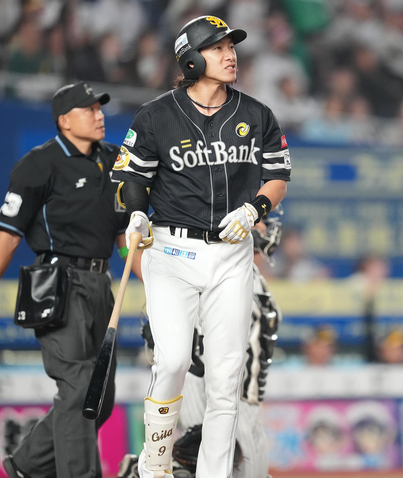 ロッテ対ソフトバンク　6回表ソフトバンク1死一塁、右越え2点本塁打を放つ柳田（撮影・鈴木みどり）