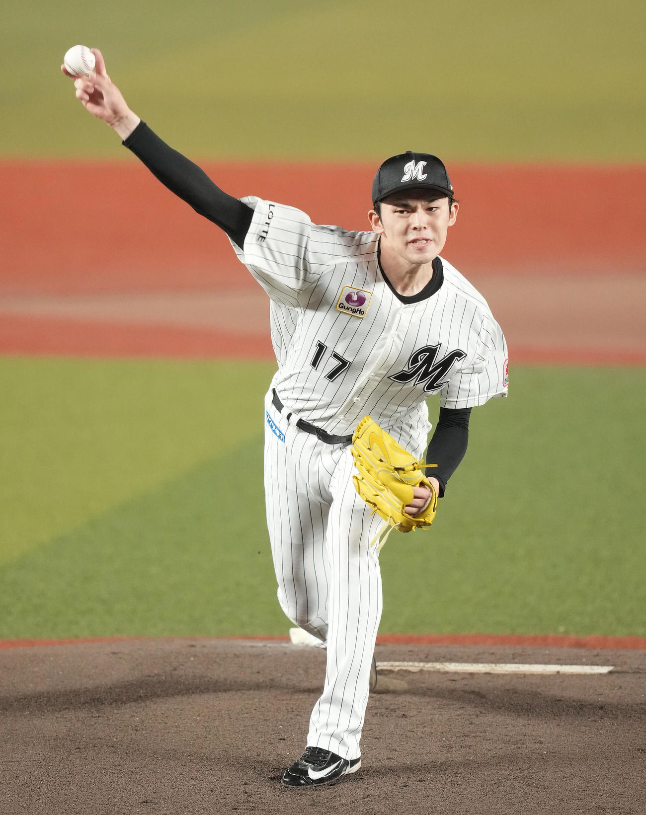 ロッテ対ソフトバンク　先発し力投するロッテ佐々木朗（撮影・鈴木みどり）