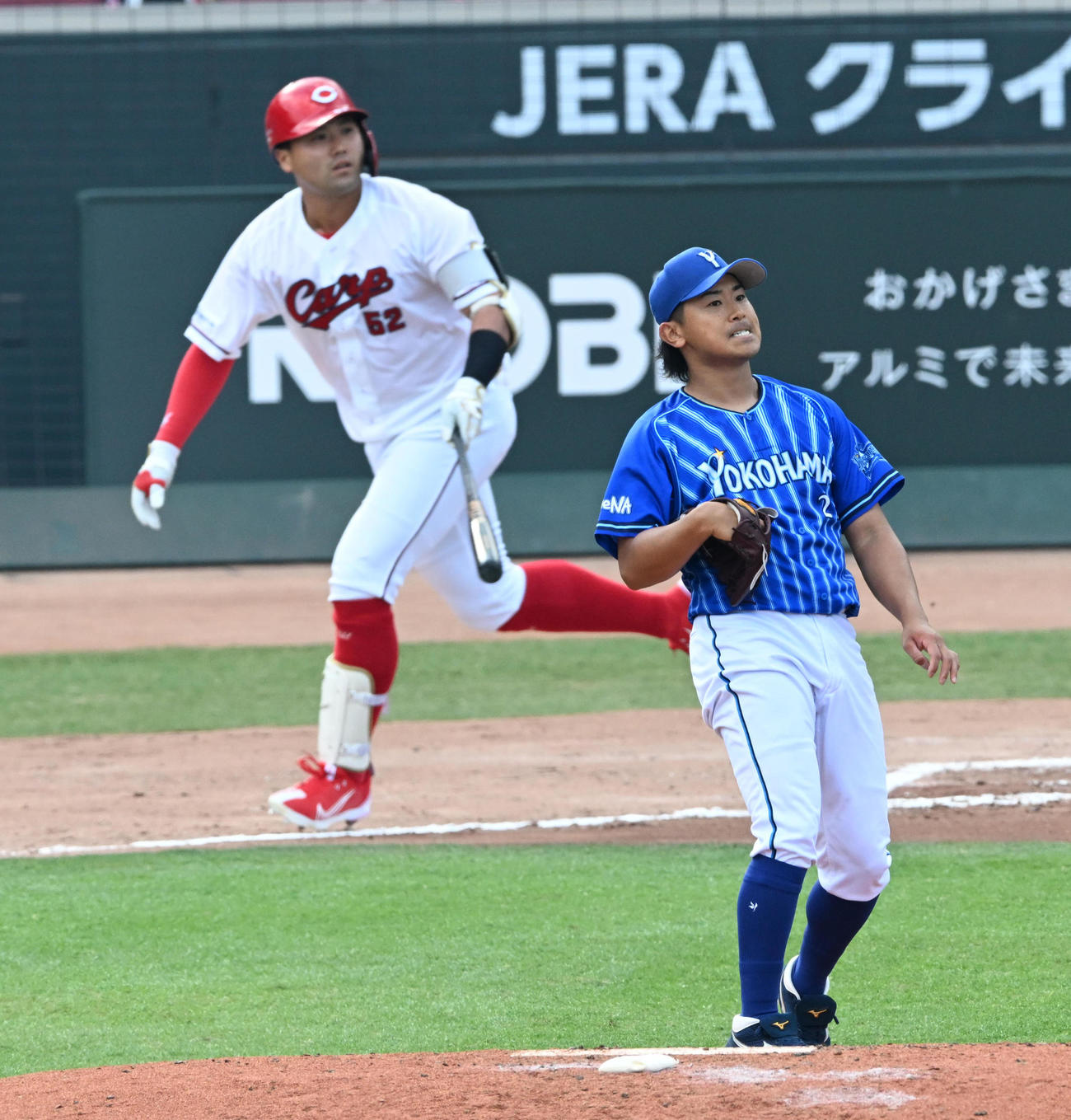 広島対DeNA 6回裏広島無死、代打の末包に左越え本塁打を打たれた今永（撮影・前岡正明）