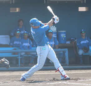 ソフトバンク対日本ハム　シーズン終了後の実戦で初安打初打点を挙げた日本ハム野村（撮影・永野高輔）