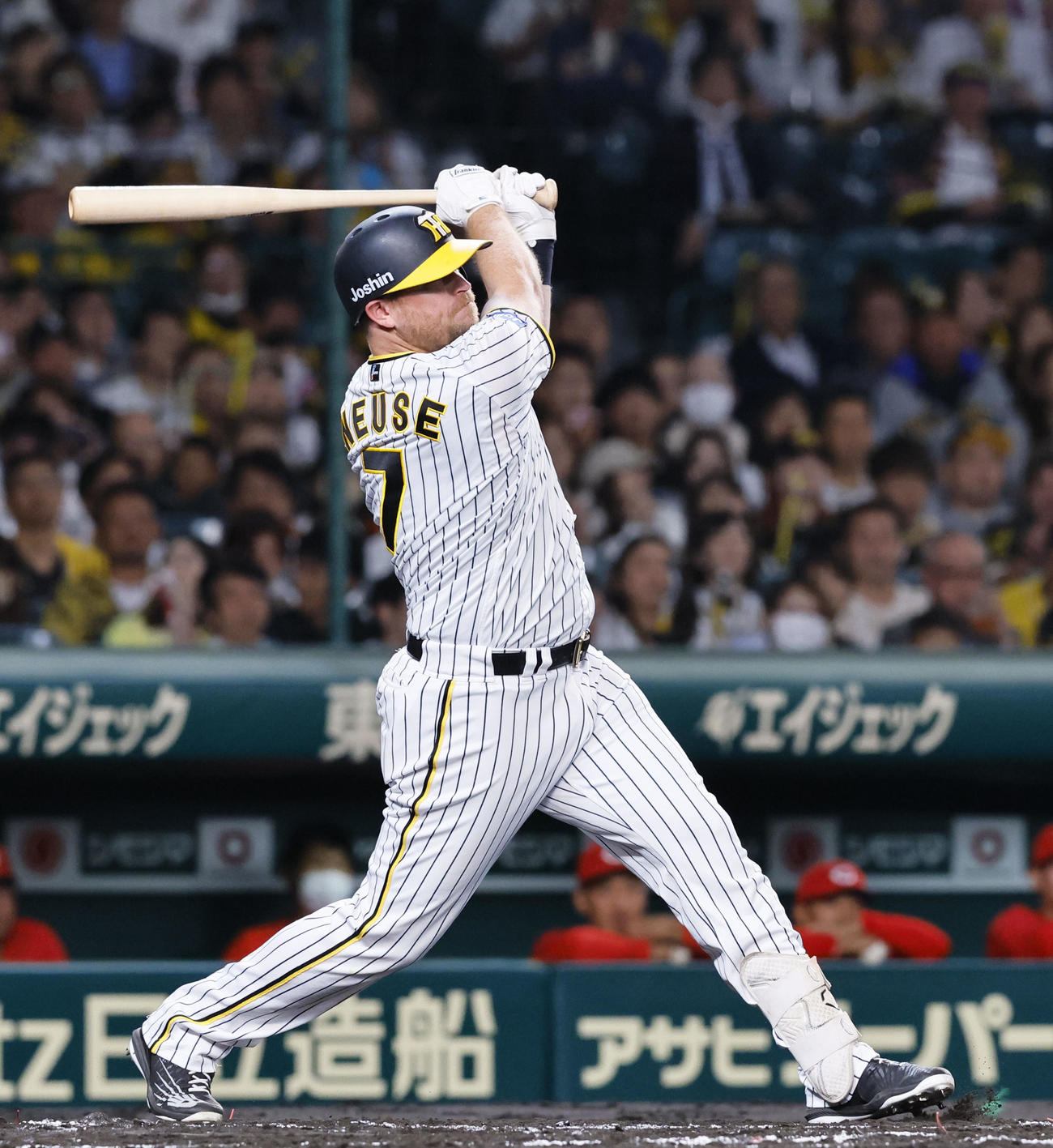 阪神対広島　2回裏阪神1死一塁、ノイジーは右前打を放つ（撮影・藤尾明華）
