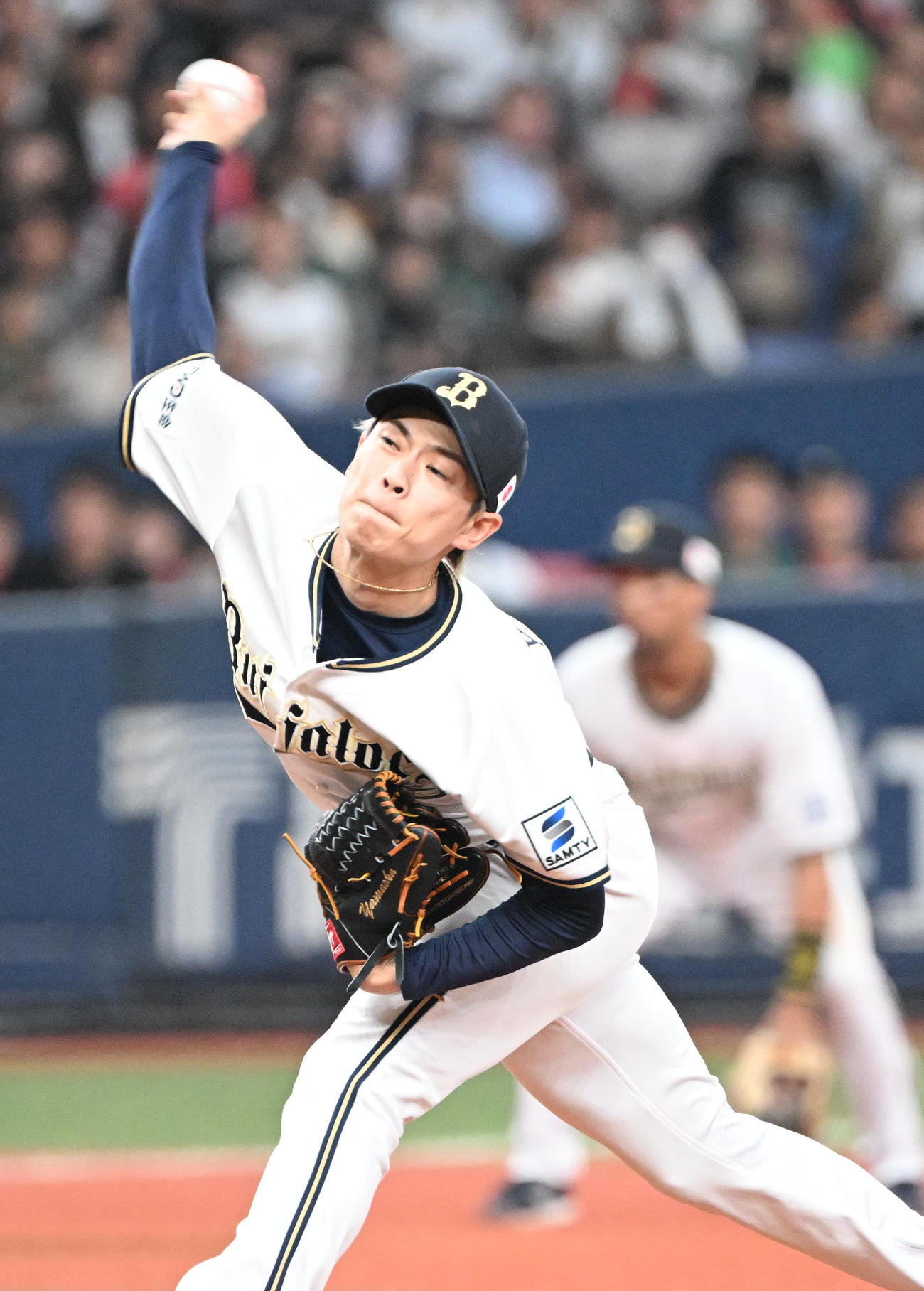 オリックス対ロッテ　9回に登板するオリックス山岡（撮影・和賀正仁）