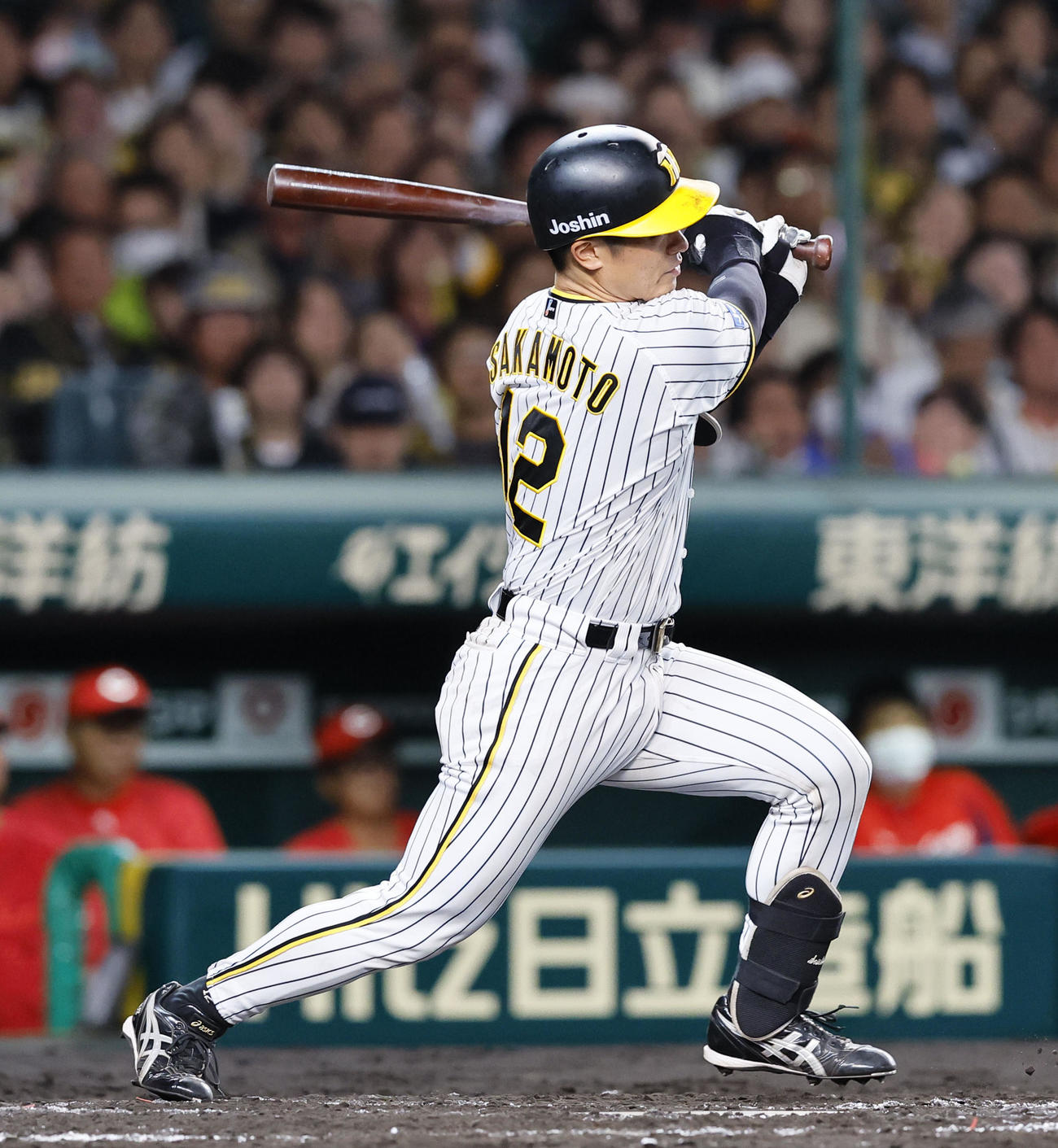 阪神対広島　4回裏阪神2死一、三塁、坂本は左前に勝ち越しの適時打を放つ（撮影・藤尾明華）