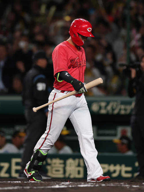 広島】西川龍馬FA熟考、ソフトバンクなど数球団興味 昨オフ球団から