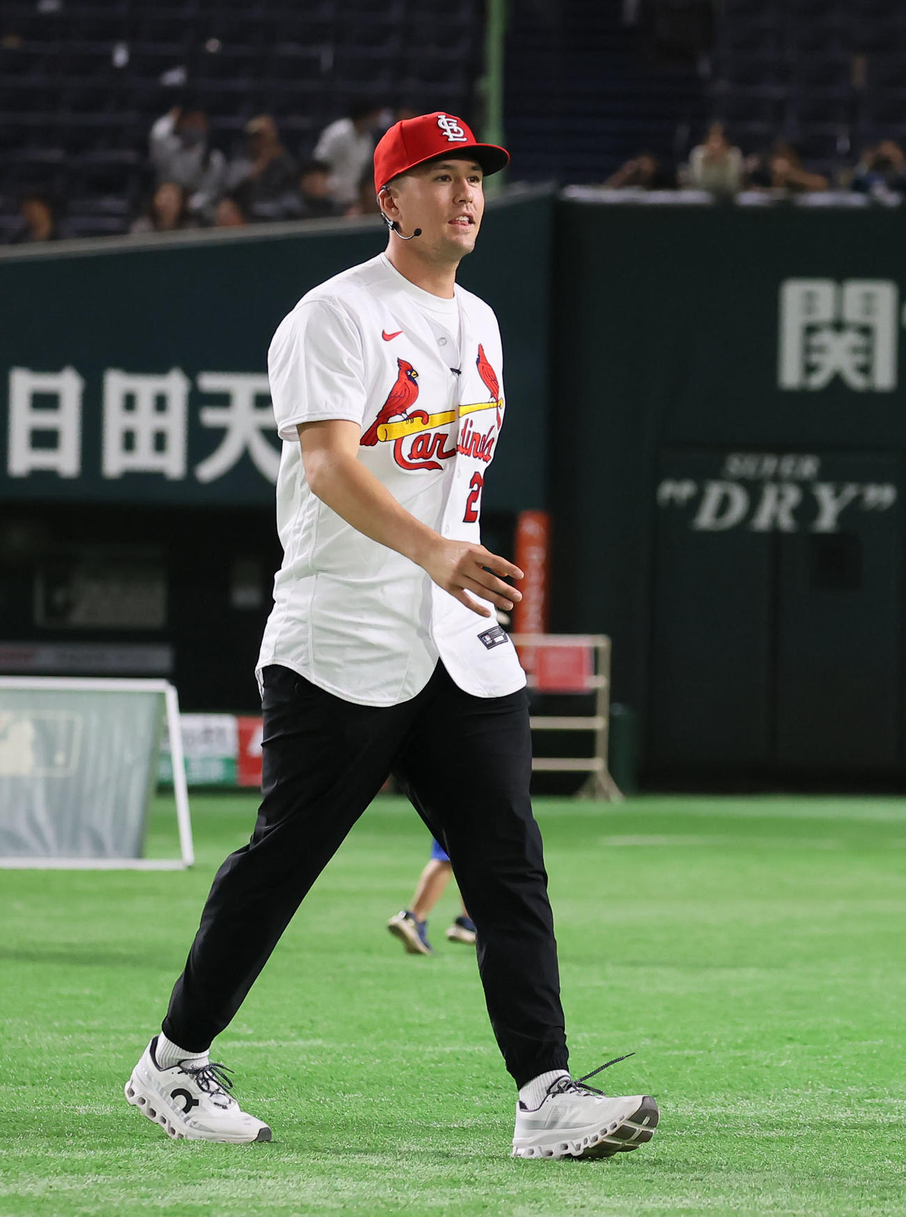 野球教室に参加するヌートバー（撮影・冨田成美）