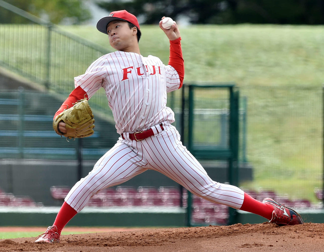 富士大対東北福祉大　7回を無失点に抑えた富士大・佐藤（撮影・相沢孔志）