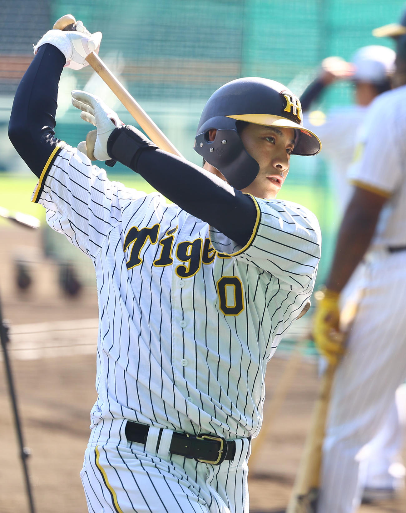 打撃練習をする阪神木浪（撮影・藤尾明華）