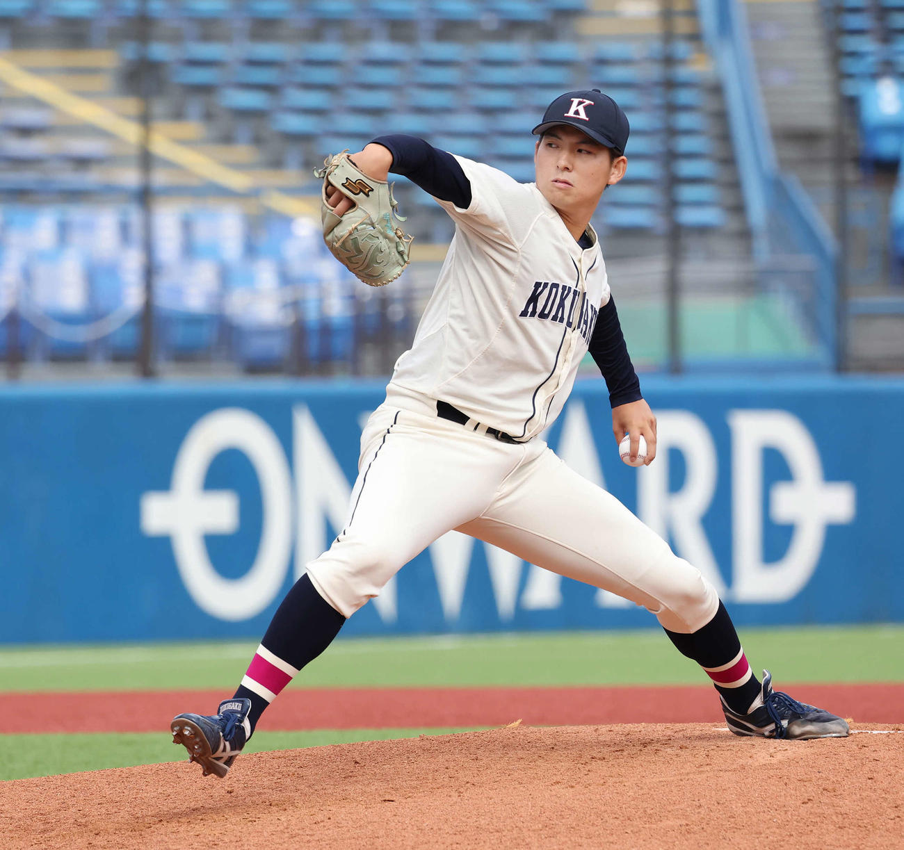 国学院大・武内夏暉の投球フォーム（2023年10月撮影）