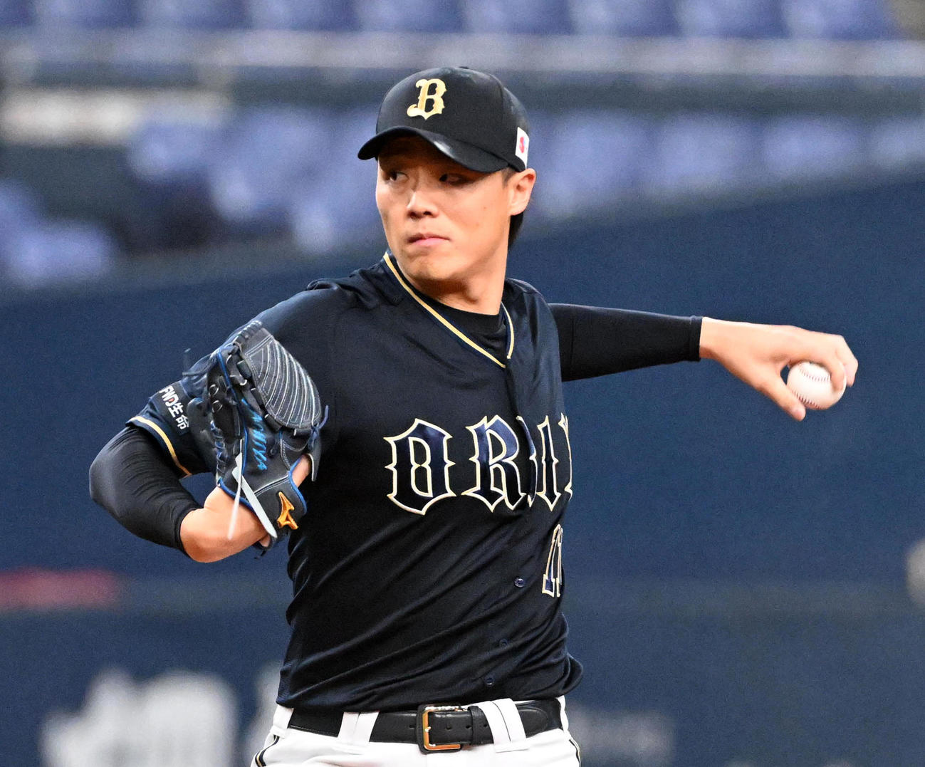 紅白戦　紅白戦に先発した山崎福（撮影・前岡正明）