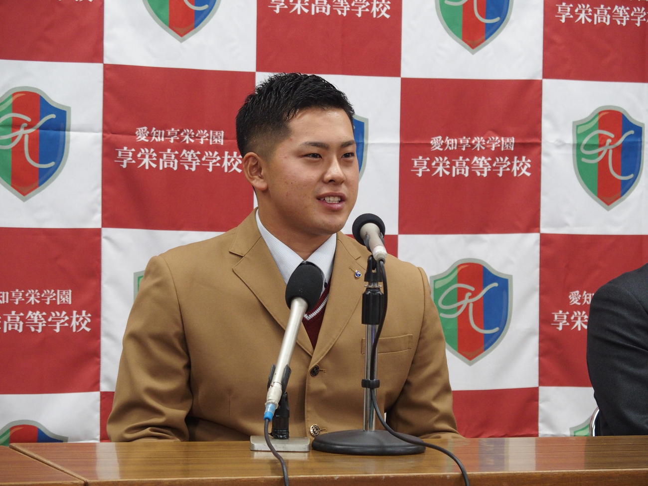 オリックスに3位指名された享栄・東松（撮影・永田淳）