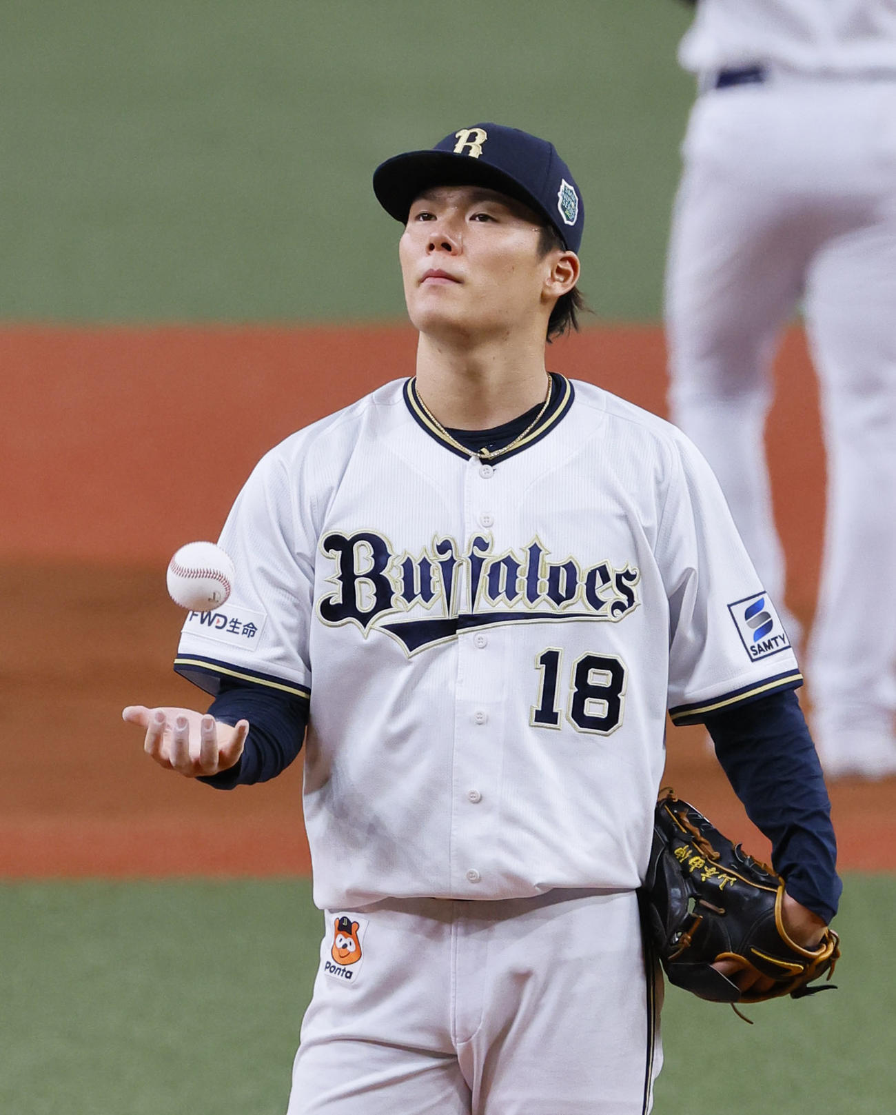 オリックス対阪神　6回表阪神2死一、三塁、木浪に適時打を許したオリックス山本（撮影・藤尾明華）