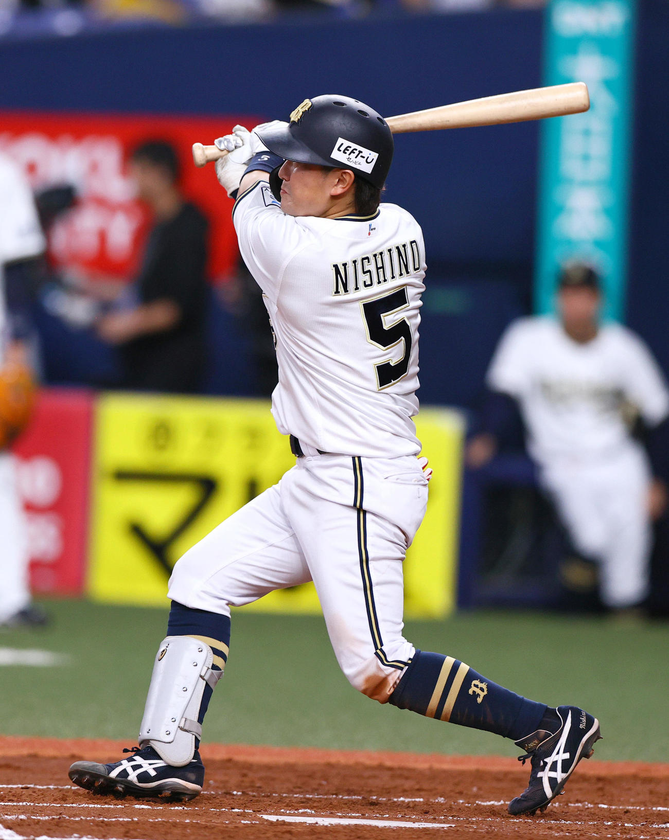 オリックス対阪神　3回裏オリックス2死二塁、西野は先制の右適時三塁打を放つ（撮影・上山淳一）
