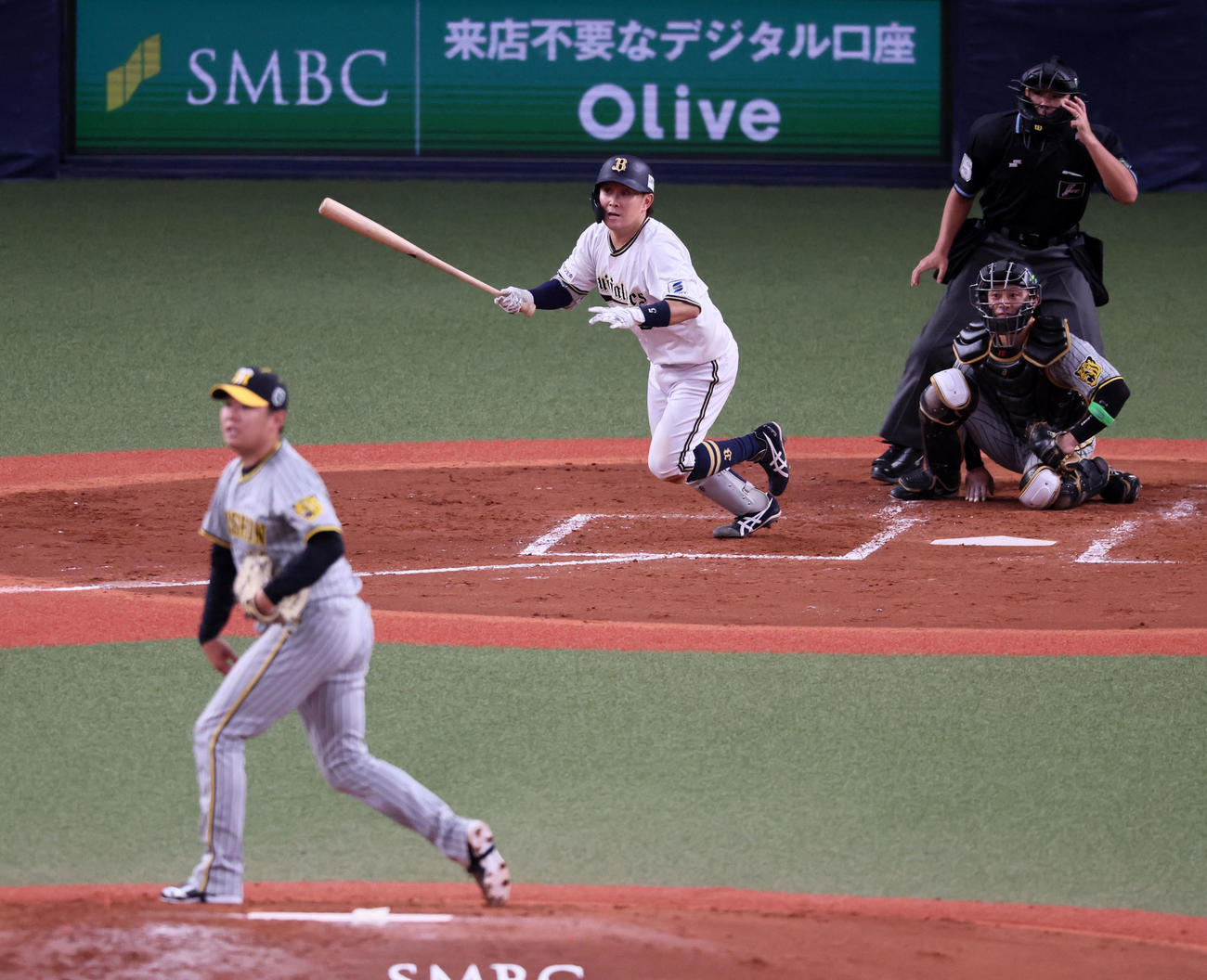 オリックス対阪神　3回裏オリックス2死二塁、西野は右適時三塁打を放つ。投手は西勇（撮影・加藤哉）