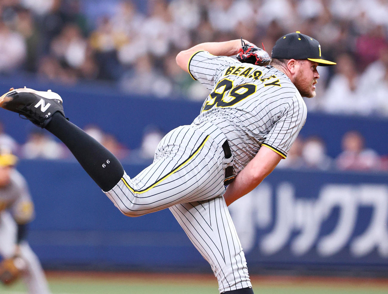 オリックス対阪神　5回、力投するビーズリー（撮影・上山淳一）