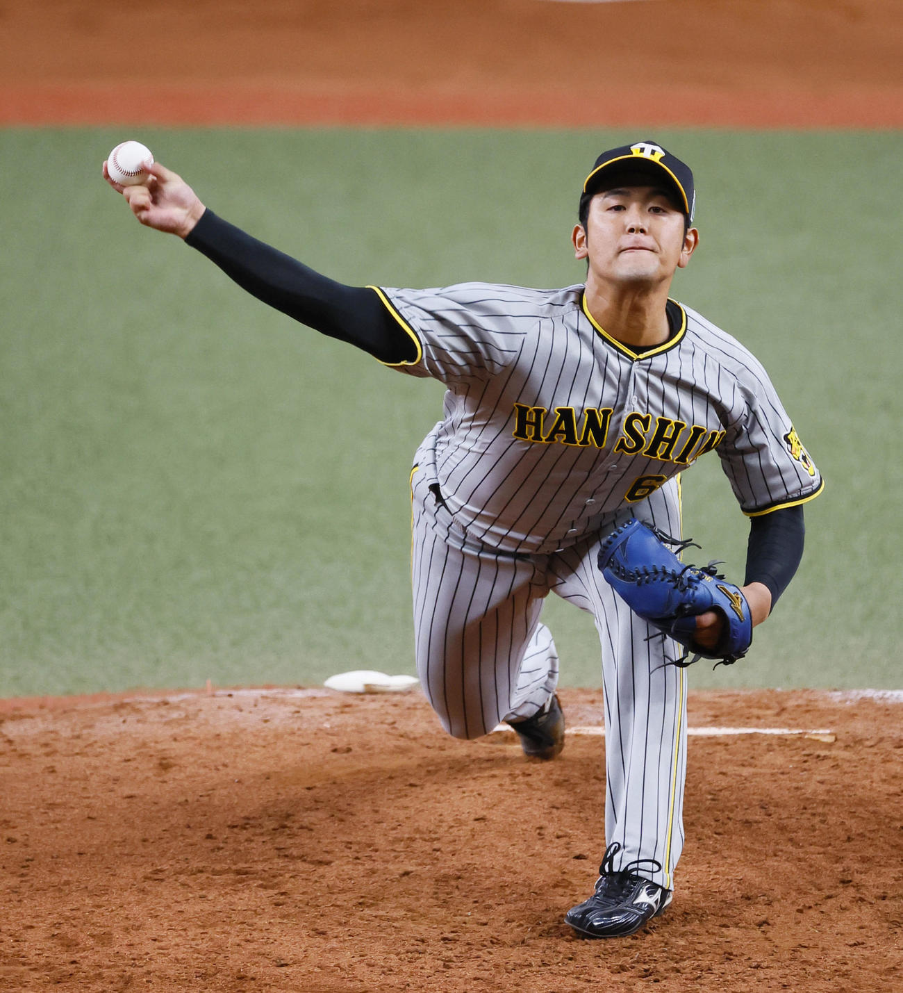 オリックス対阪神　7回、3番手で登板した阪神岡留（撮影・藤尾明華）