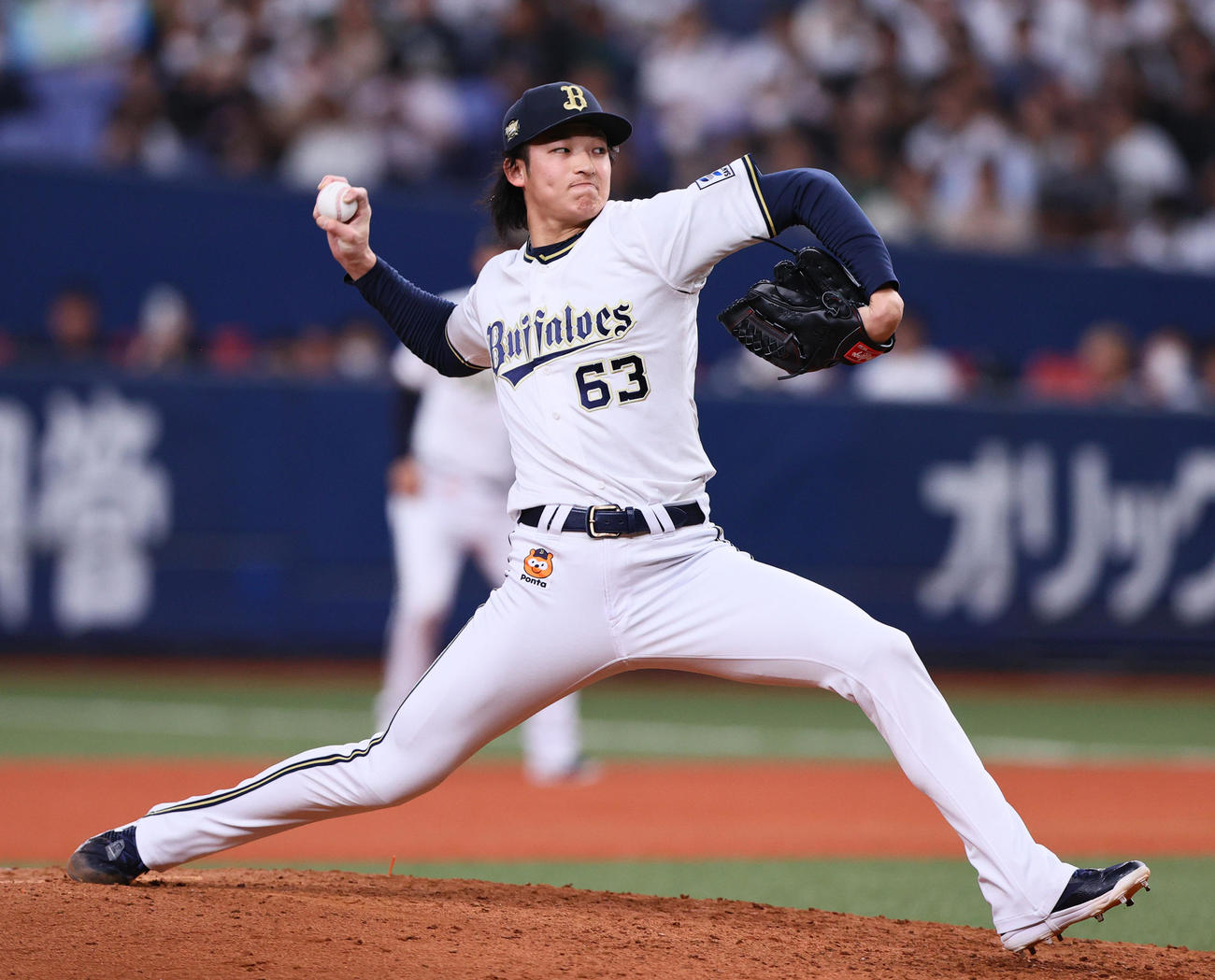 オリックス対阪神　8回、オリックス3番手で登板の山崎颯（撮影・上山淳一）