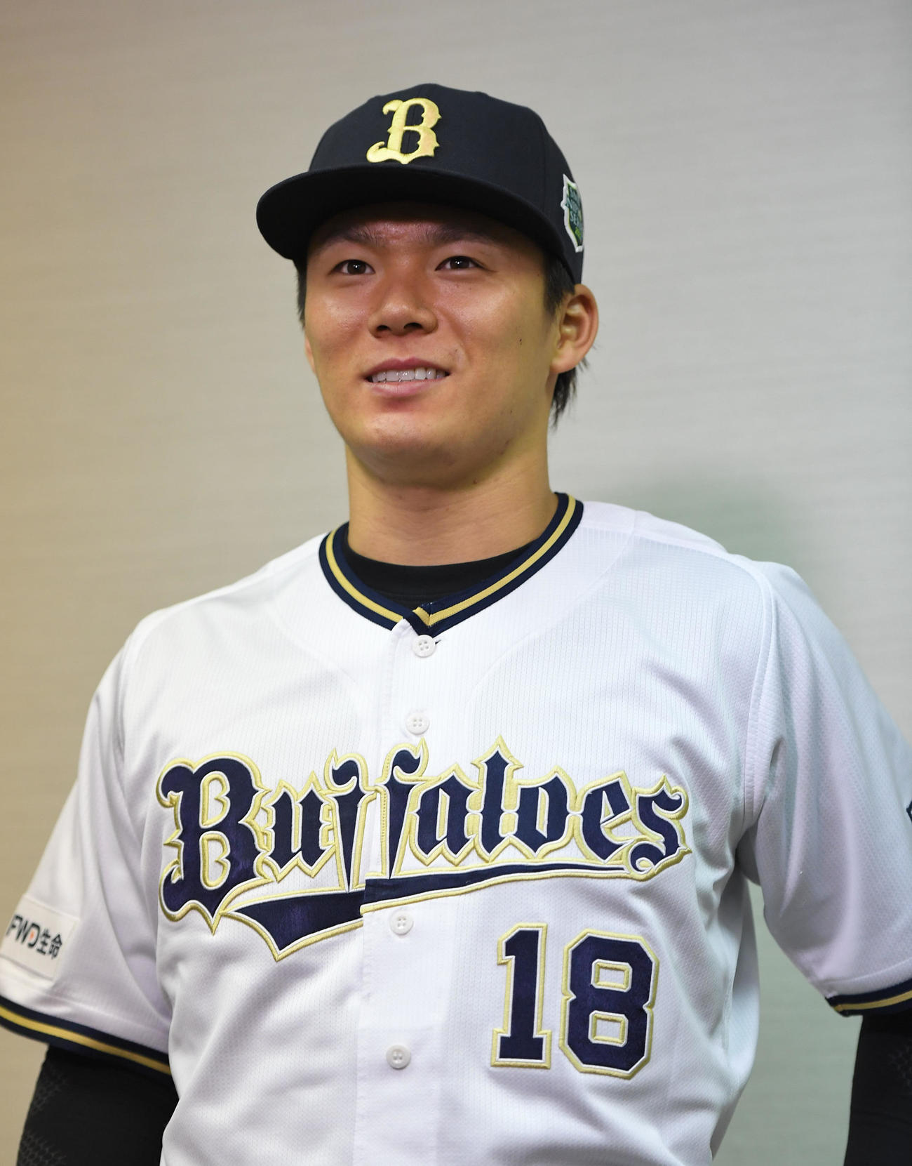 沢村賞を受賞し会見するオリックス山本