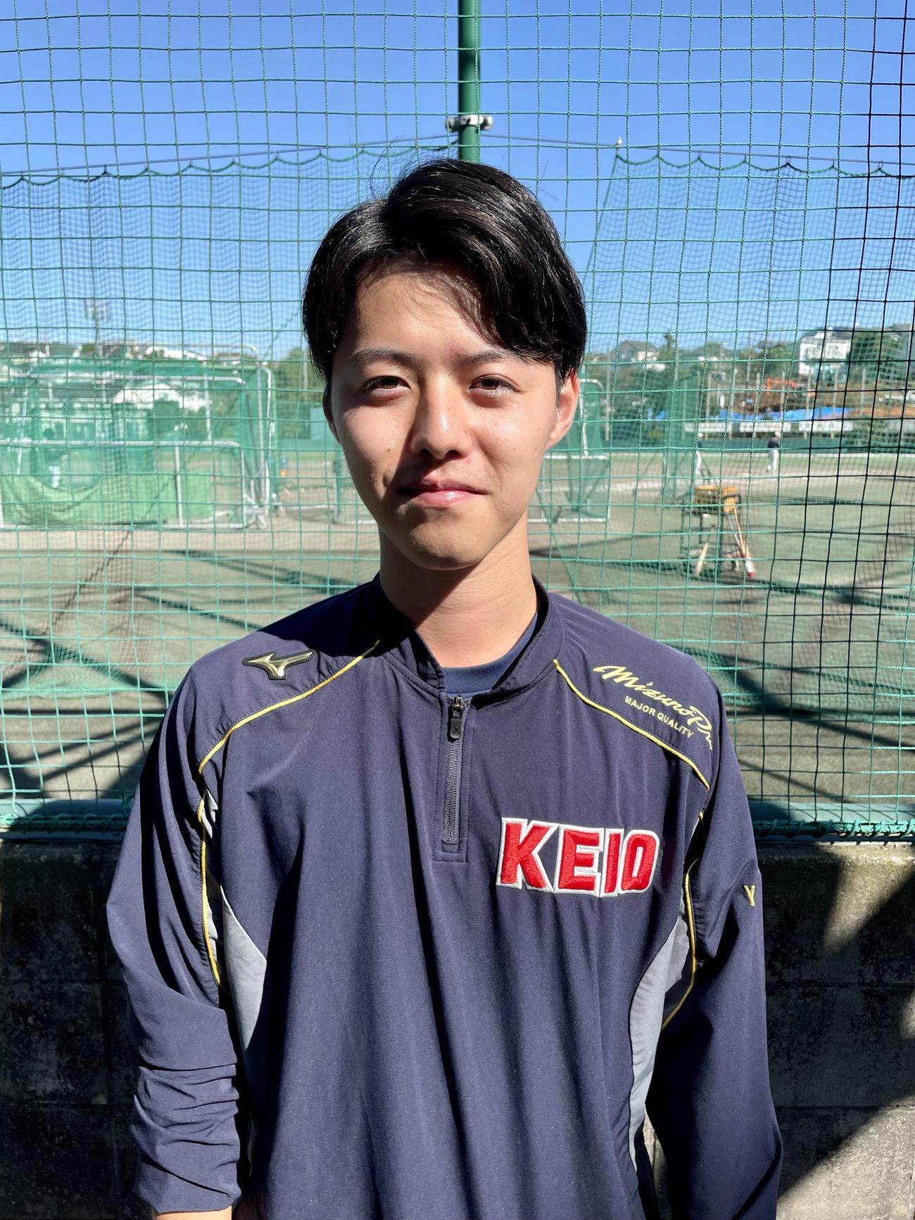 慶大の佐々木アナリスト（撮影・保坂恭子）