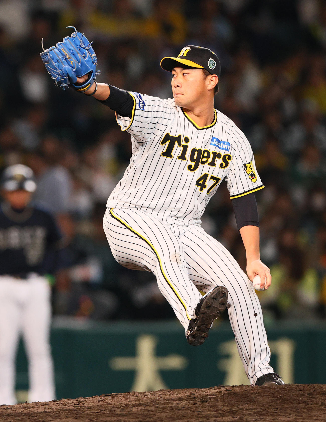阪神対オリックス　9回に登板する阪神桐敷（撮影・上山淳一）