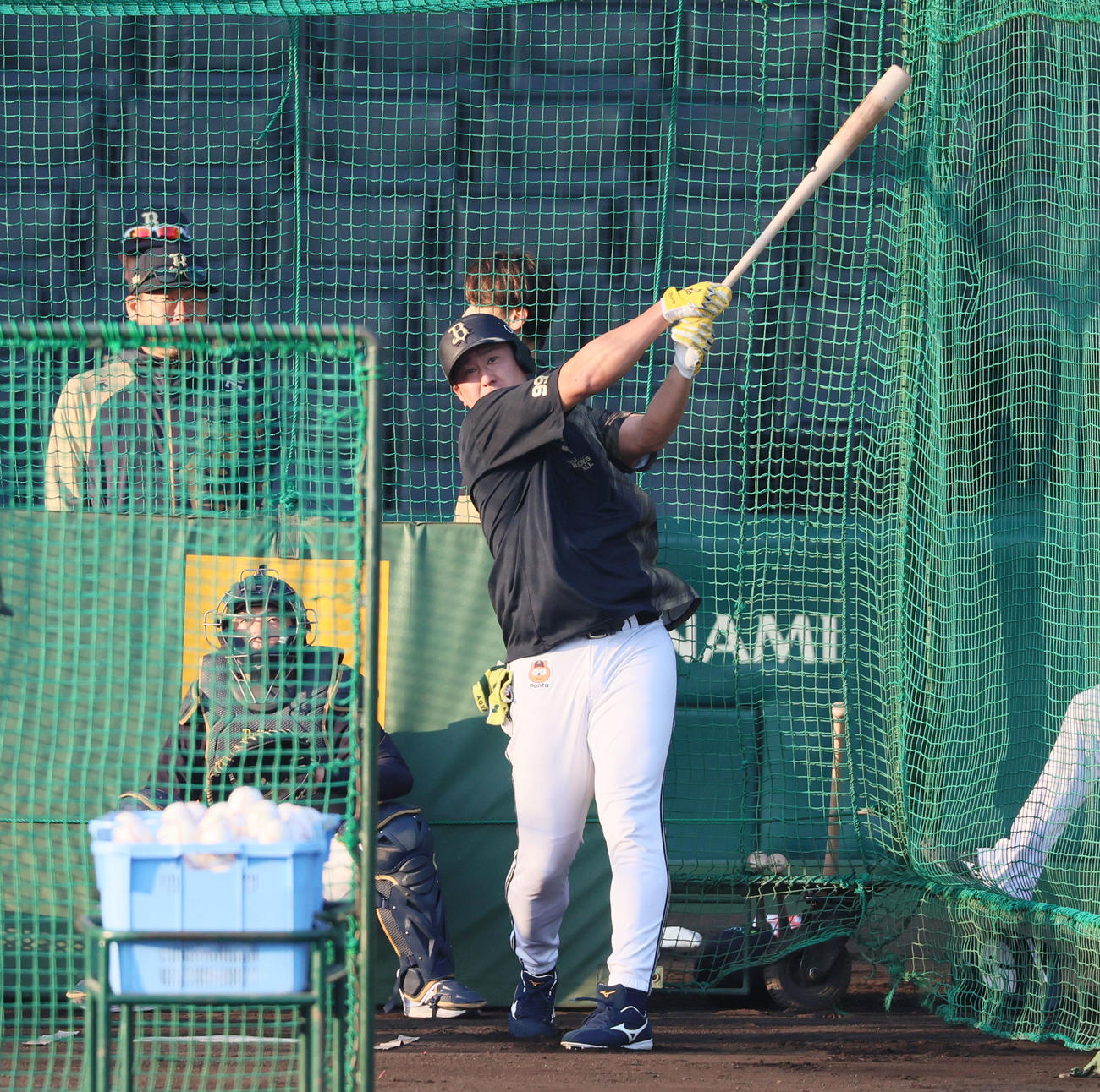 阪神対オリックス　スタメンで出場する杉本は打撃練習を行う（撮影・加藤哉）