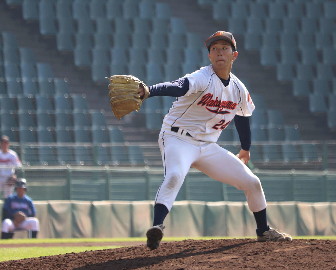 関西選手権　和歌山大対佛教大　先発した、和歌山大の船引駿平投手（4年＝星陵）