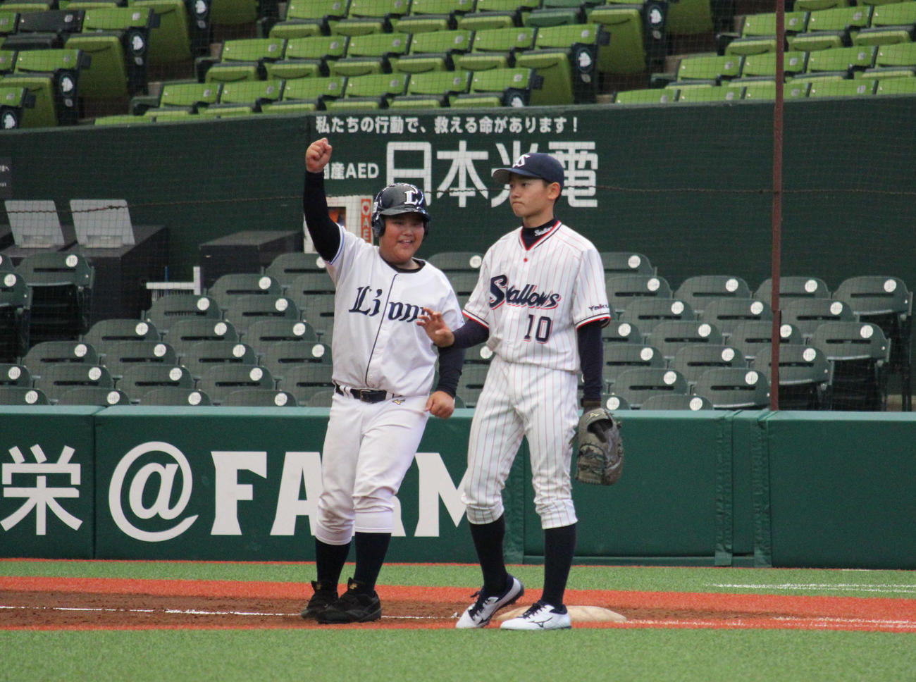 タイムリーを打ったライオンズジュニアの中村（撮影・金子真仁）