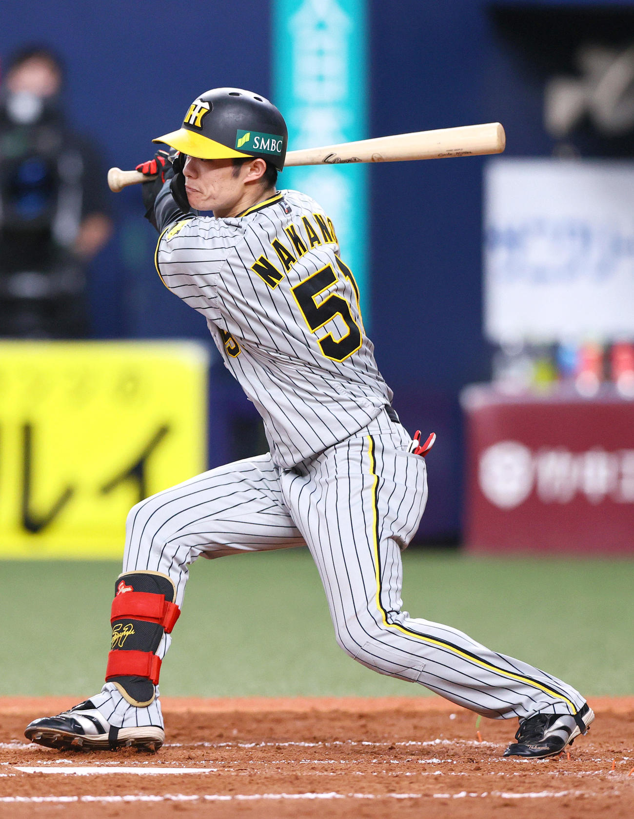 10月29日　オリックス対阪神　4回表阪神無死、中野は投手内野安打を放つ