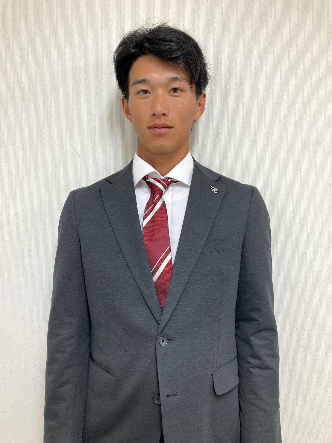 契約更改交渉に臨んだ楽天吉野（楽天野球団提供）