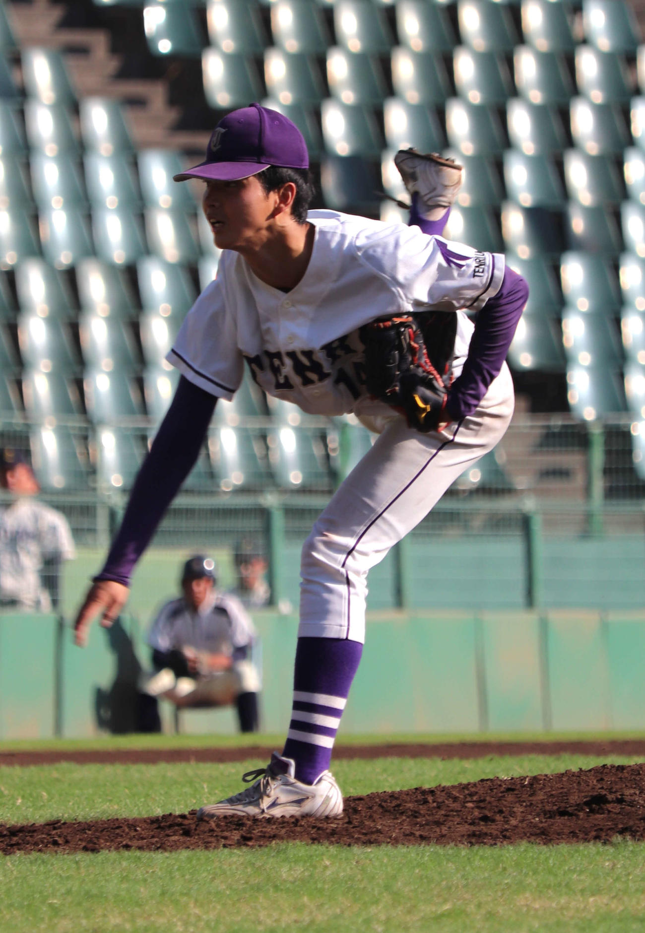 天理大の先発・藤居（撮影・中島麗）
